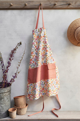 Floral Canvas Garden Apron
  


  


  


  


  

Write a Review Reviews$38.00 | Anthropologie (US)