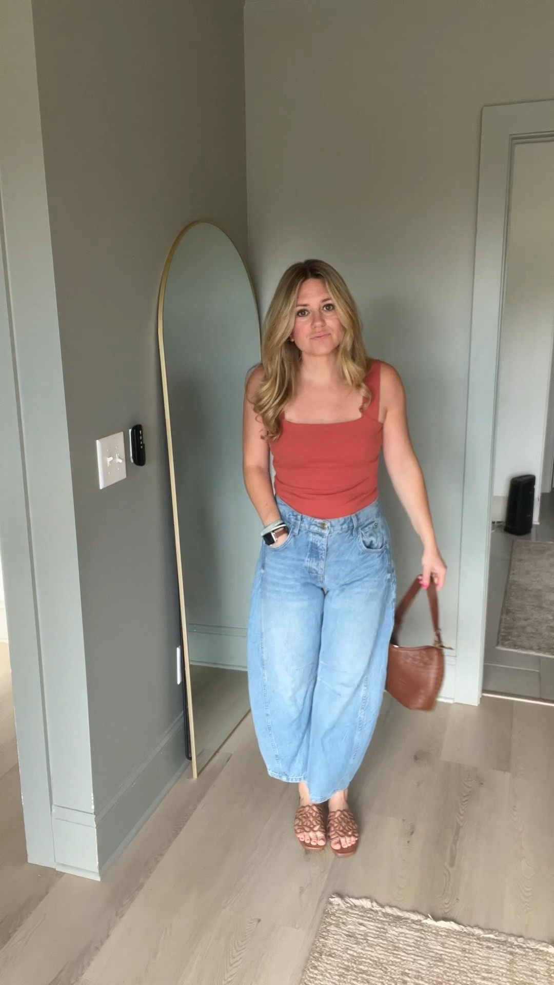 Happy Sunday!! Barrel jeans are the best and so comfy! Love my new sandals I snagged from @Target

#LTKdayinmylife #LTKgrwm #LTKootd