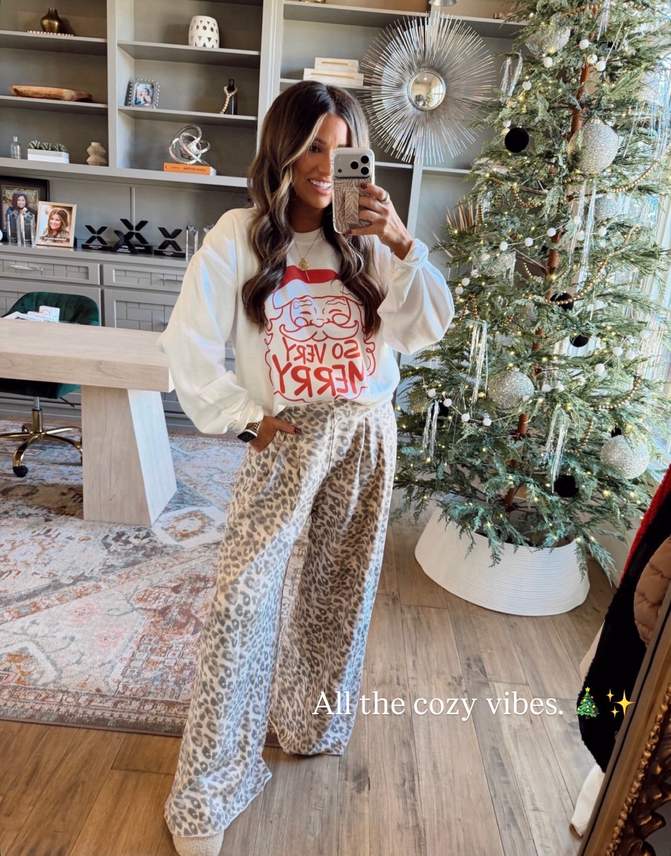 Cozy sweater & leopard sweatpants 😍

#LTKmomlife #LTKSaleAlert #LTKHoliday