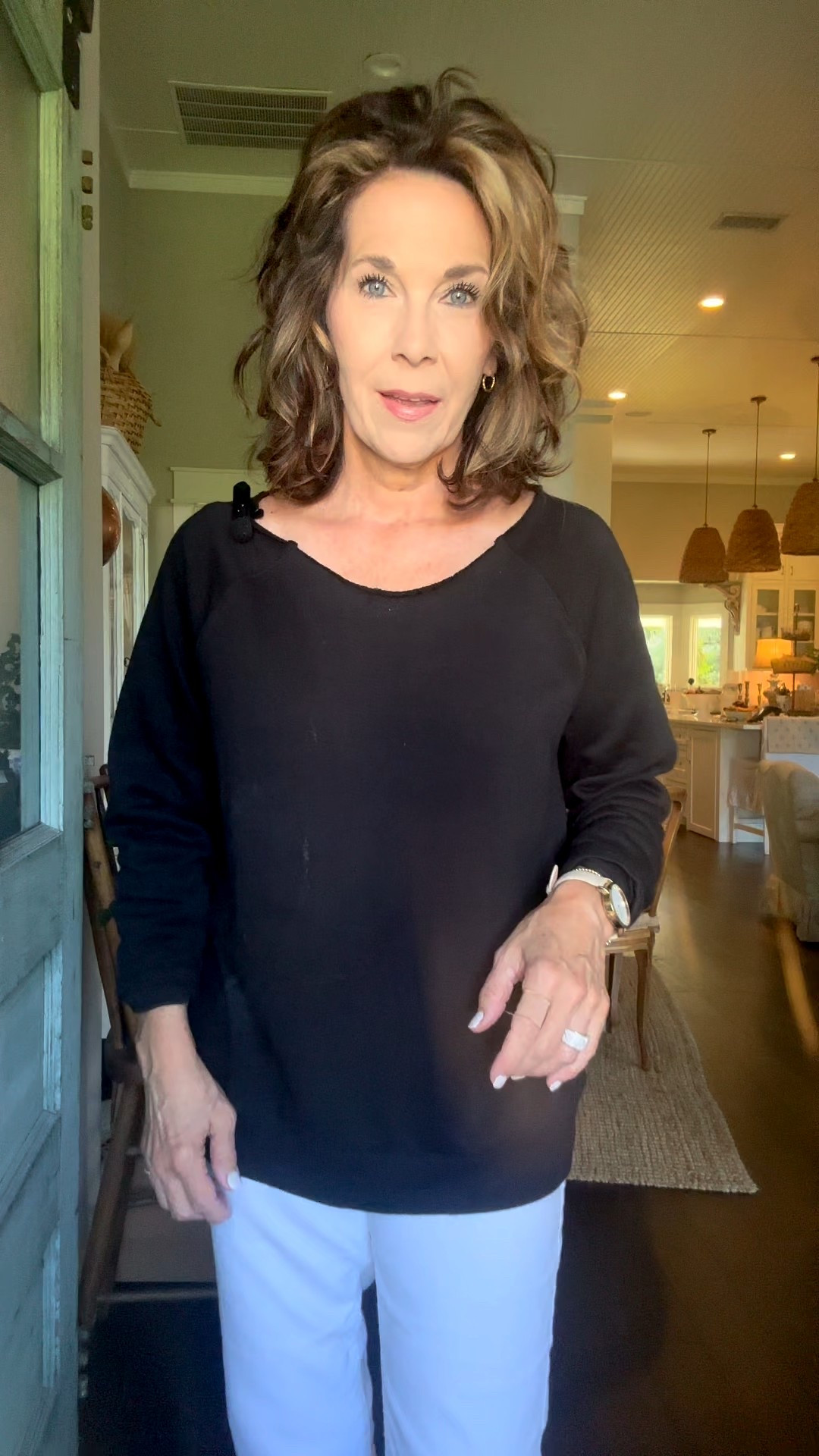 Another way to wear my favorite sweatshirt.

Buy a size up and cut the band off the neck and cuff the sleeves. 

Super comfy and casual for your fall wardrobe!

#LTKFindsUnder50 #LTKMidsize #LTKOver40