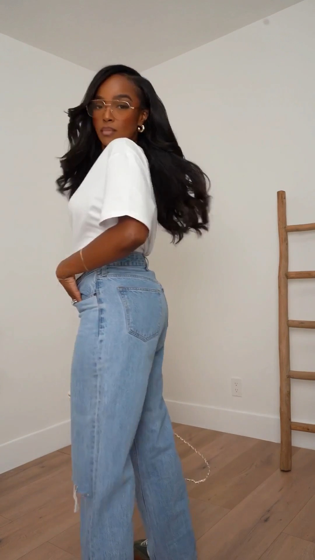 Scroll to shop! ✨ Everything from this look is linked below. 👇🏽    

Wearing: Size Small | 5’4” | 140 lbs  

📲   Download the FREE LTK app & follow me (@kirasfashionfinds) to shop all my daily finds.  #LTKootd #LTKPetite #LTKU