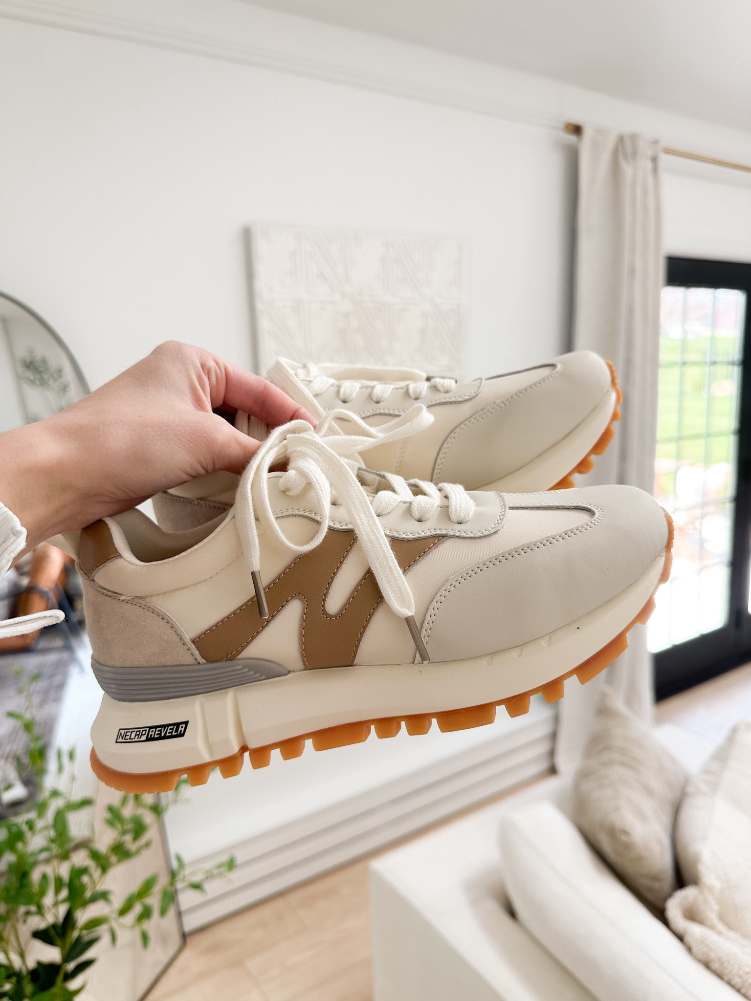 Causal & comfy women’s sneakers from Amazon. 

#Amazonfashion


#LTKfindsunder50 #LTKstyletip