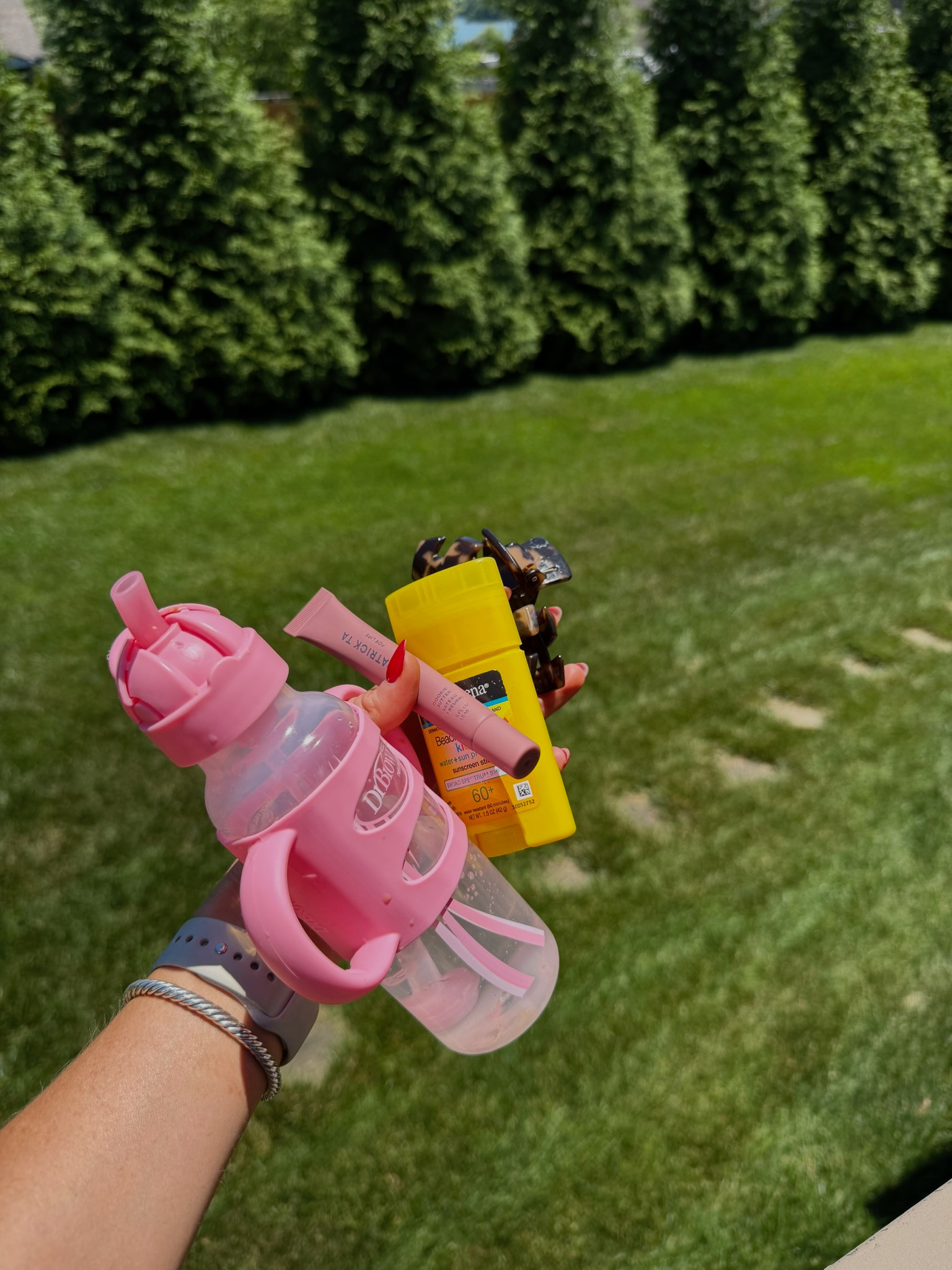 My summer survival grip🤣💕

Loving this sunscreen for my kids for the summer!

Baby bottle, sun screen, patrick ta lip, neutrogena sunscreen, claw clip, summer essentials, mom essentials 

 #LTKmomlife #LTKBaby