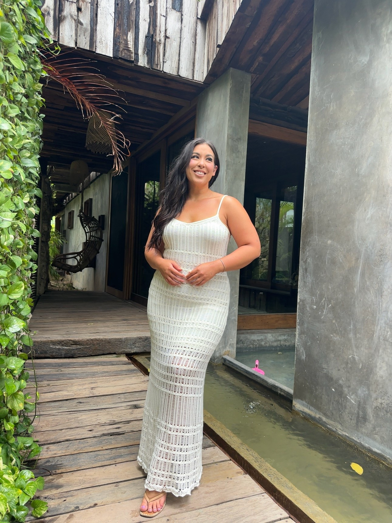 #ad #AbercrombiePartner @Abercrombie Midsize Abercrombie outfit! Wearing a size large tall! Use code AFBONNIE for an extra discount!
-
-
-
Vacation dress, spring dress, casual dress, midsize outfit, spring outfit, spring fashion, size 12, size 14


#LTKStyleTip #LTKMidsize