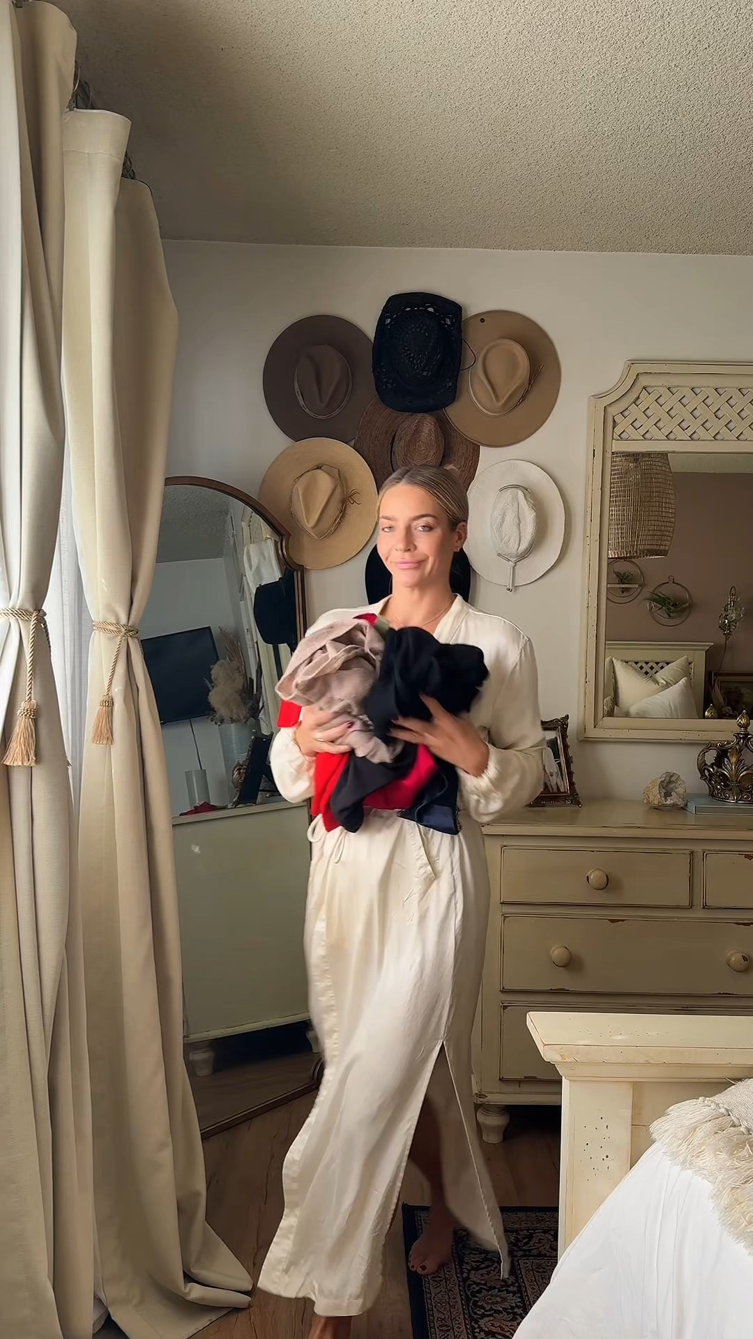 Cozy, chic, and holiday-approved styles from J.Crew!

#jcrew #cashmere #holiday