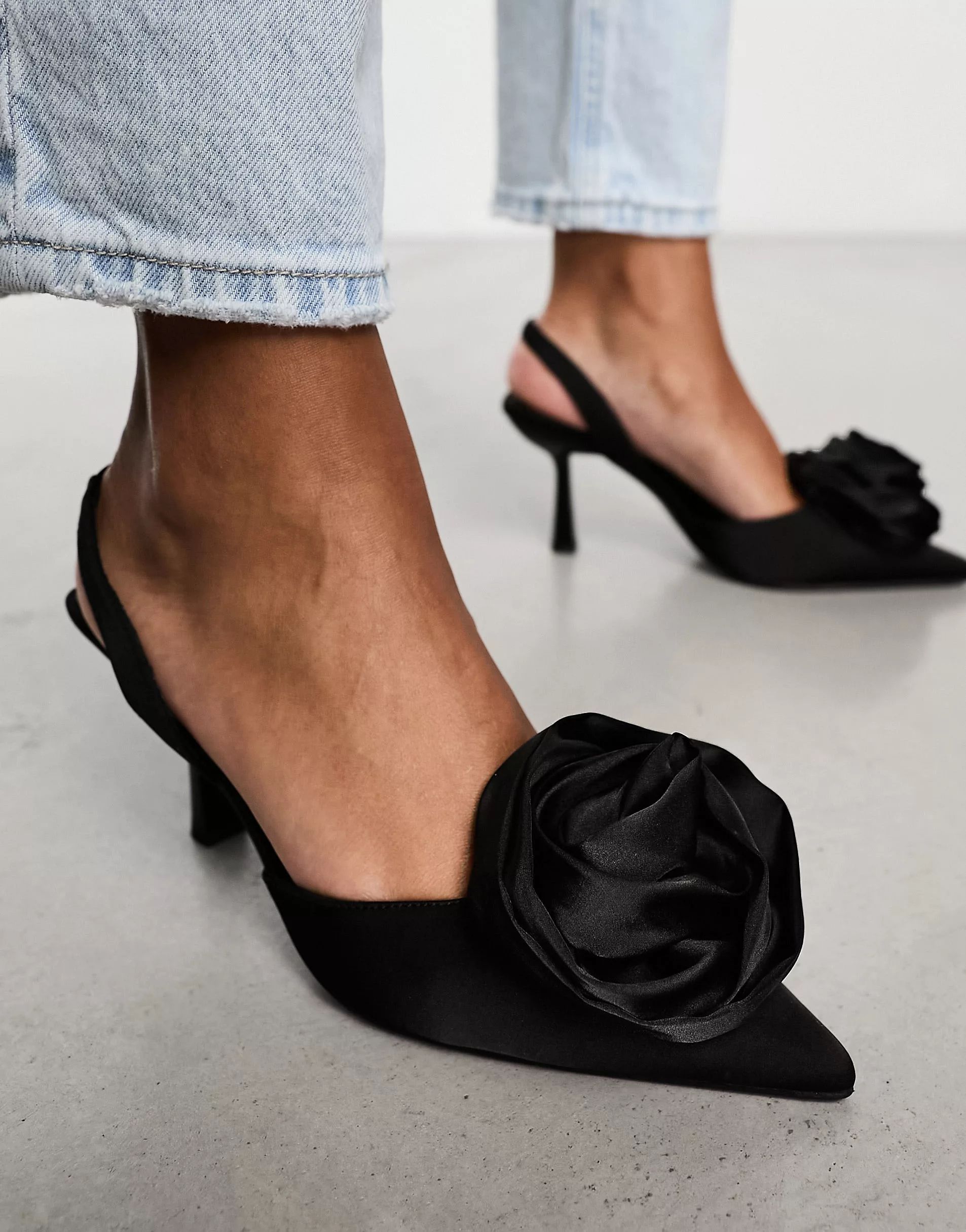 ASOS DESIGN Sia corsage slingback mid heeled shoes in black | ASOS (Global)