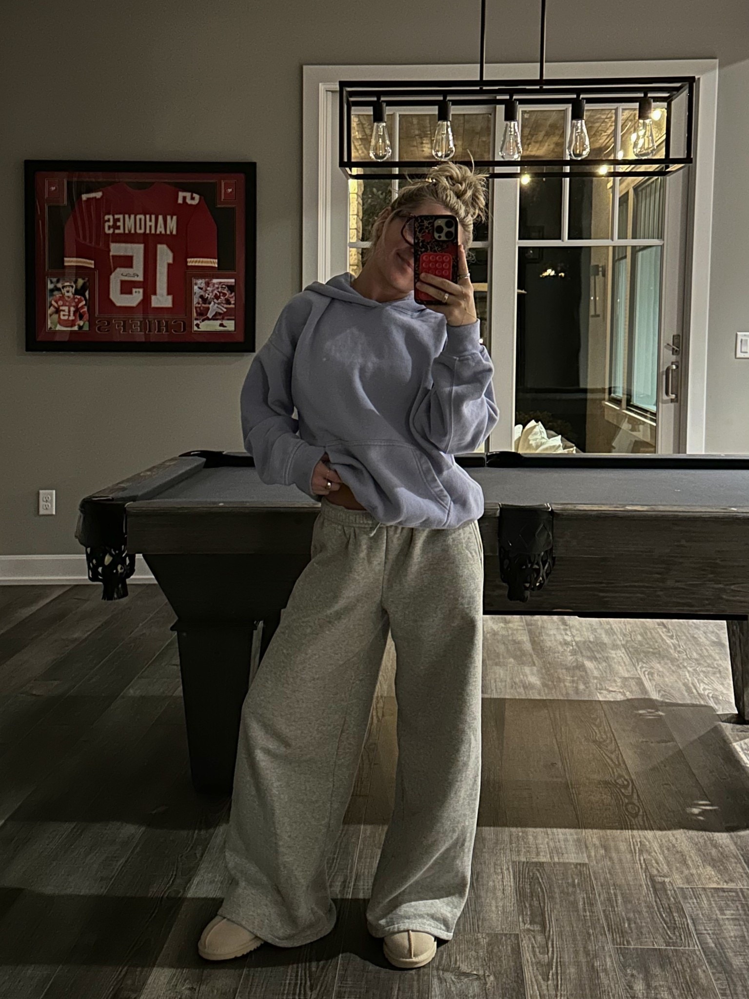 Sweatshirt men’s XS
Sweats XS regular fit (rolled once, w/ shoes, after being washed/dried) recommend petite if you are 5’3 or under! 

#LTKPetite #LTKFallSale #LTKSaleAlert