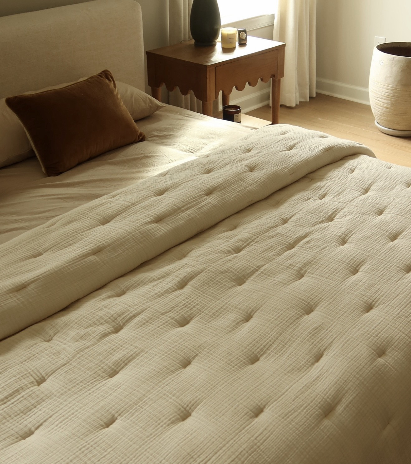 Undyed color quilt!! Beautiful soft squishy perfect for all seasons!!!!

Quilts bedding back in stock quince quilt!!!


#LTKSaleAlert #LTKdayinmylife #LTKHome