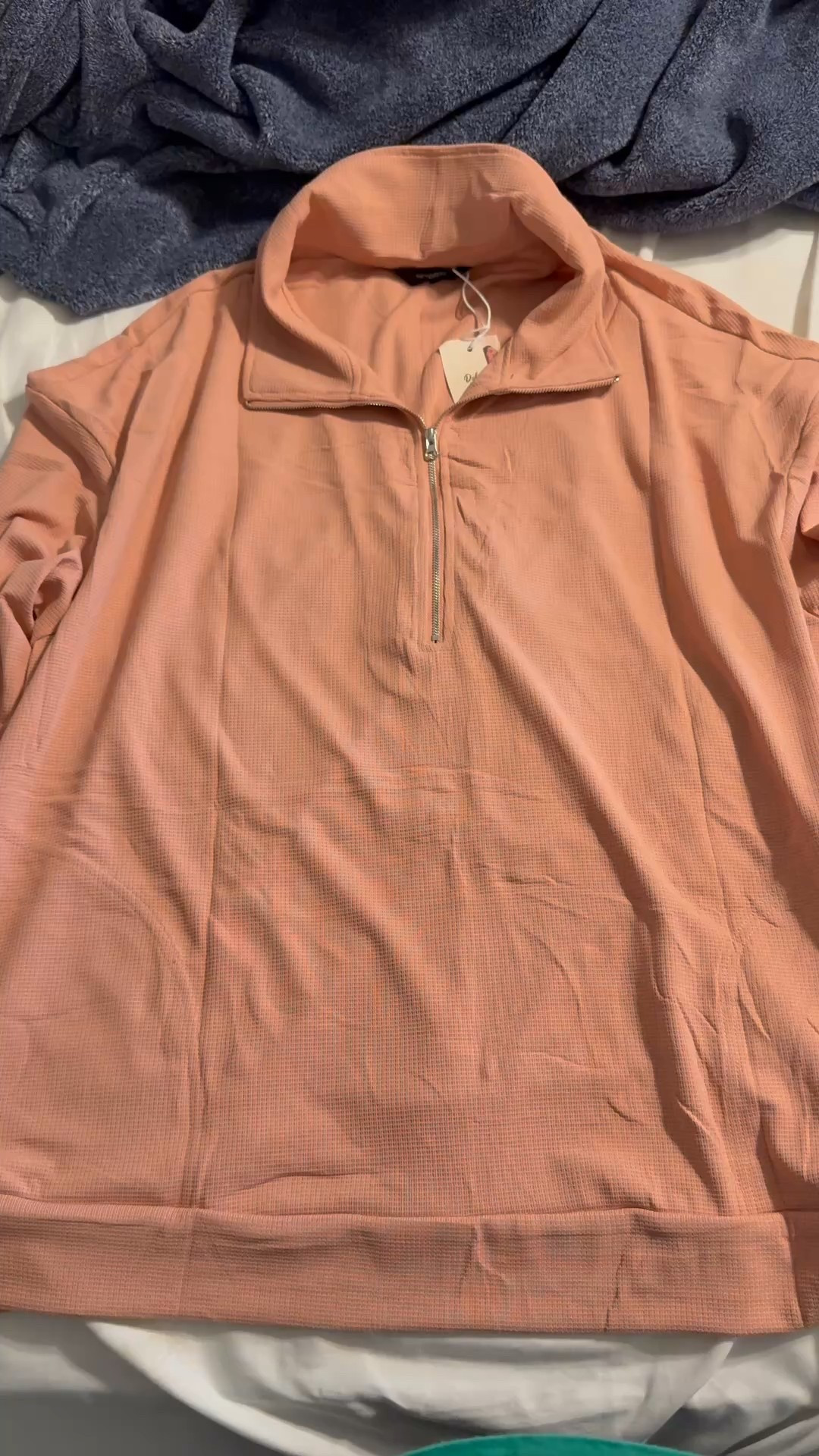 3 Cozy Fall Sweaters (Amazon sale finds)

All three are cozy, versatile, and currently on sale 🙌 Perfect for mom life on the go from school drop-off to weekend outings.


#LTKPlusSize #LTKWorkwear #LTKSaleAlert