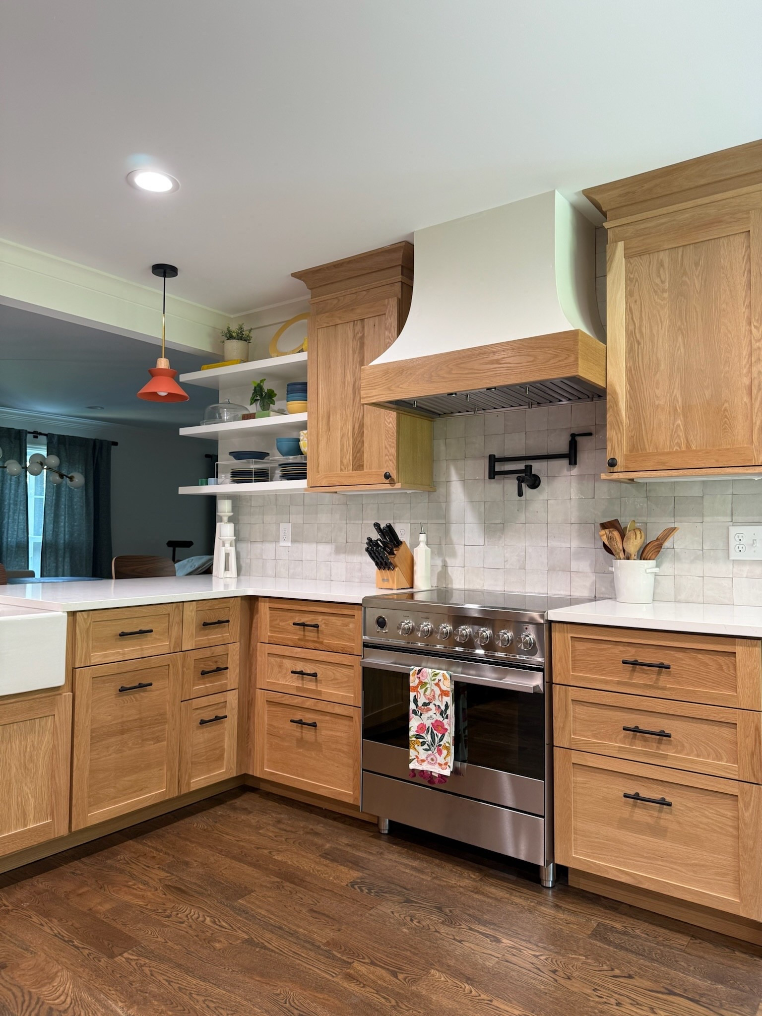 You don’t need perfection when it comes to holiday baking…just better systems.

🎄OUR TIP: Store mixing bowls nested and mixer accessories in a deep drawer for easy to grab access!

🎁 Know someone who loves baking? Give them one of our giftcards and we’ll help them take their set up to the next level. Comment GIFTCARD for the link!

#LTKHome #LTKHoliday #LTKSeasonal