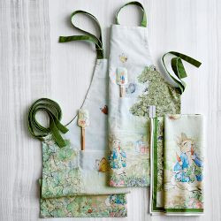 Peter Rabbit™ Towels, Set of 2 | Williams-Sonoma