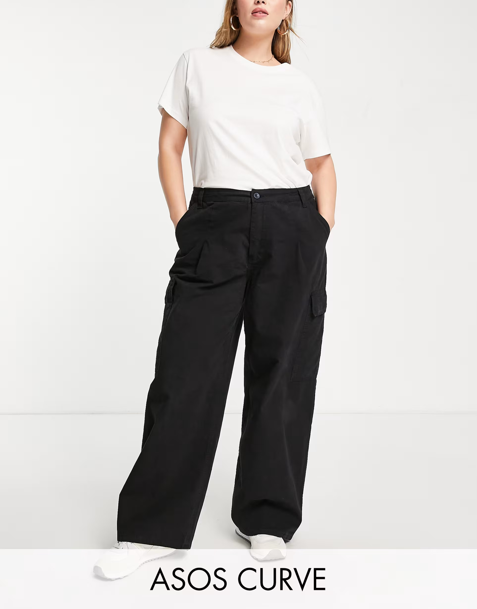 ASOS DESIGN Curve oversized cargo pants in washed black | ASOS (Global)