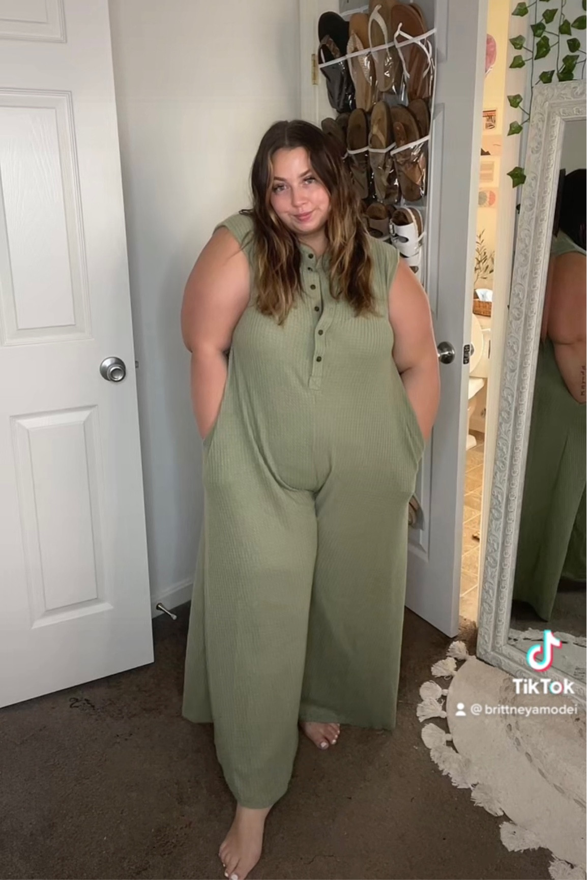 This romper is SO soft and comfy! 🤩 From riche hippie called the “cool girl jumpsuit” 🥰

#LTKcurves #LTKbeauty #LTKFind
