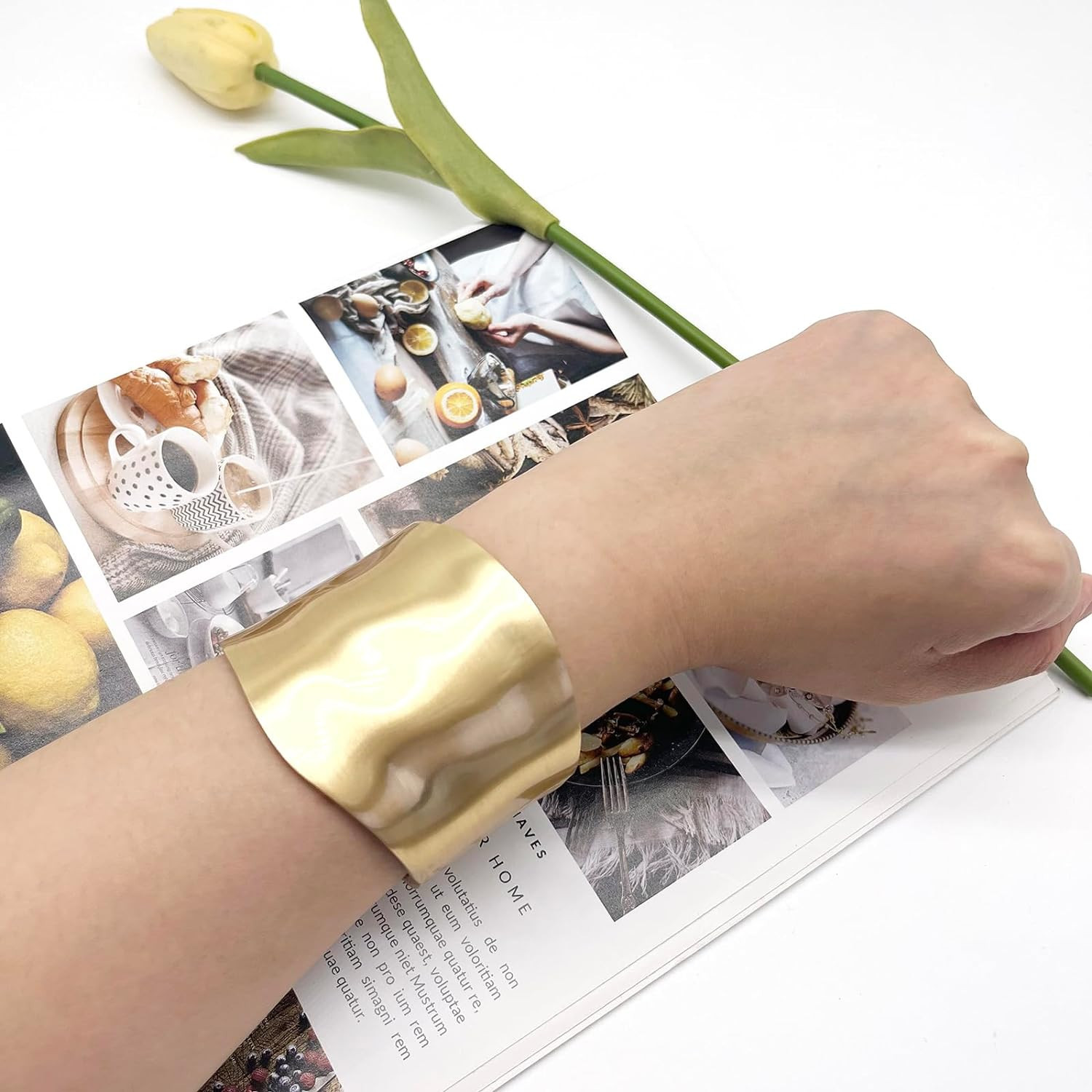 SROBENZ 2-5 Pcs 18K Gold Cuff Bracelets for Women Chunky Bangle Bracelets Hinge Gold Polished Fro... | Amazon (US)