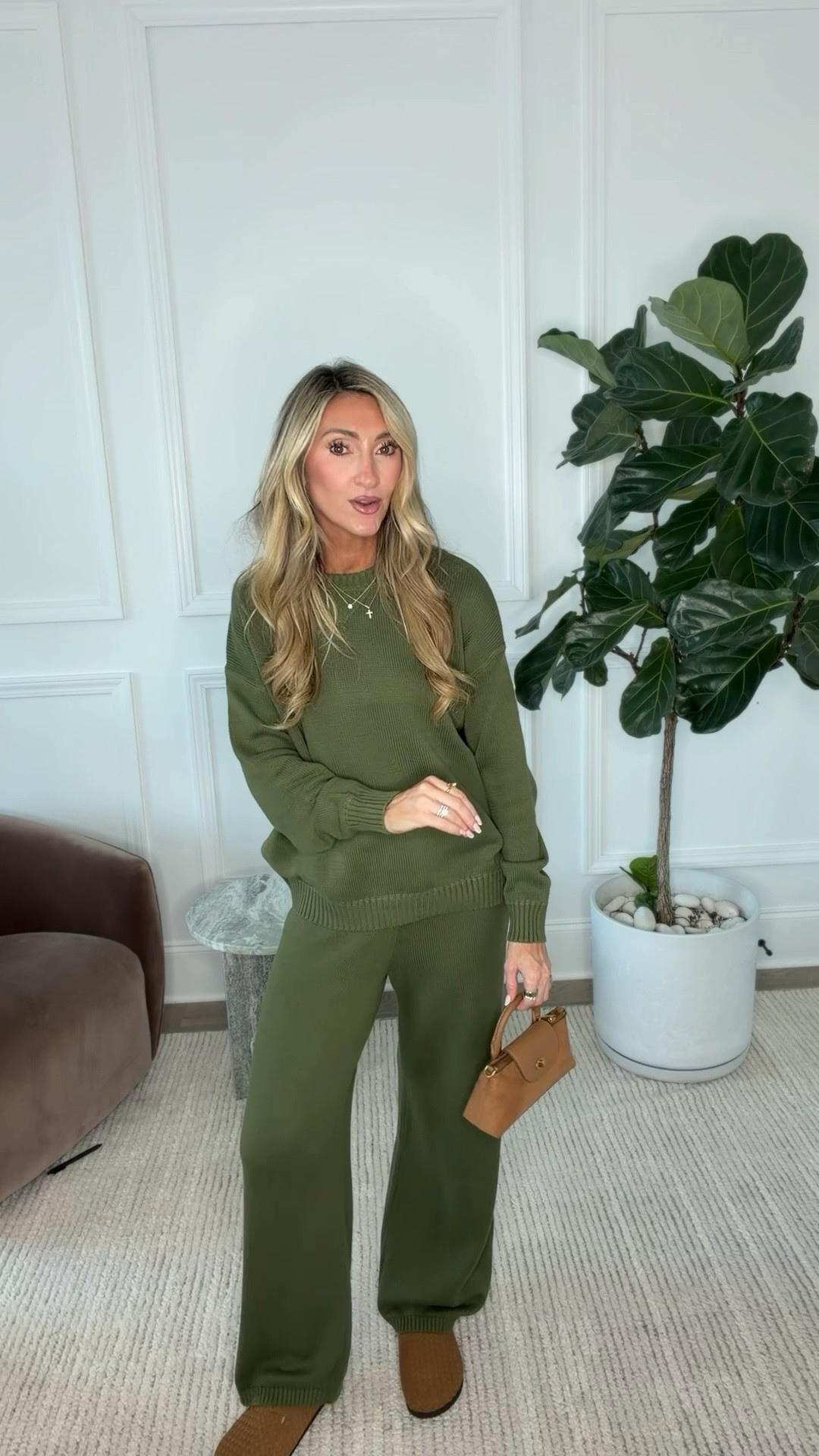 I am absolutely loving this lounge set from @Target !! Y’all it is so comfy

#LTKmomlife #LTKgrwm #LTKSaleAlert