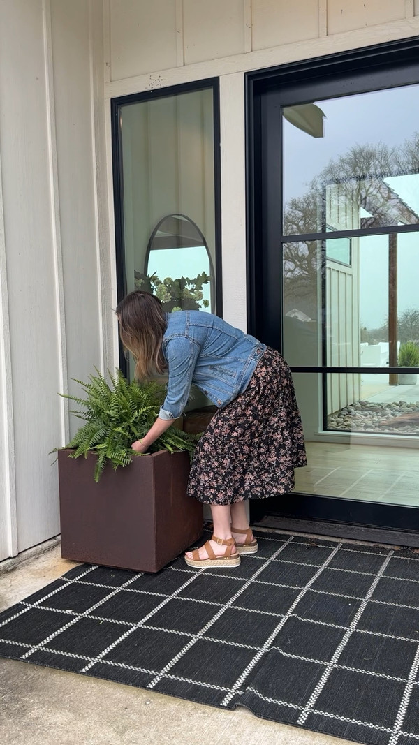 A fresh start for spring starts at the front door!