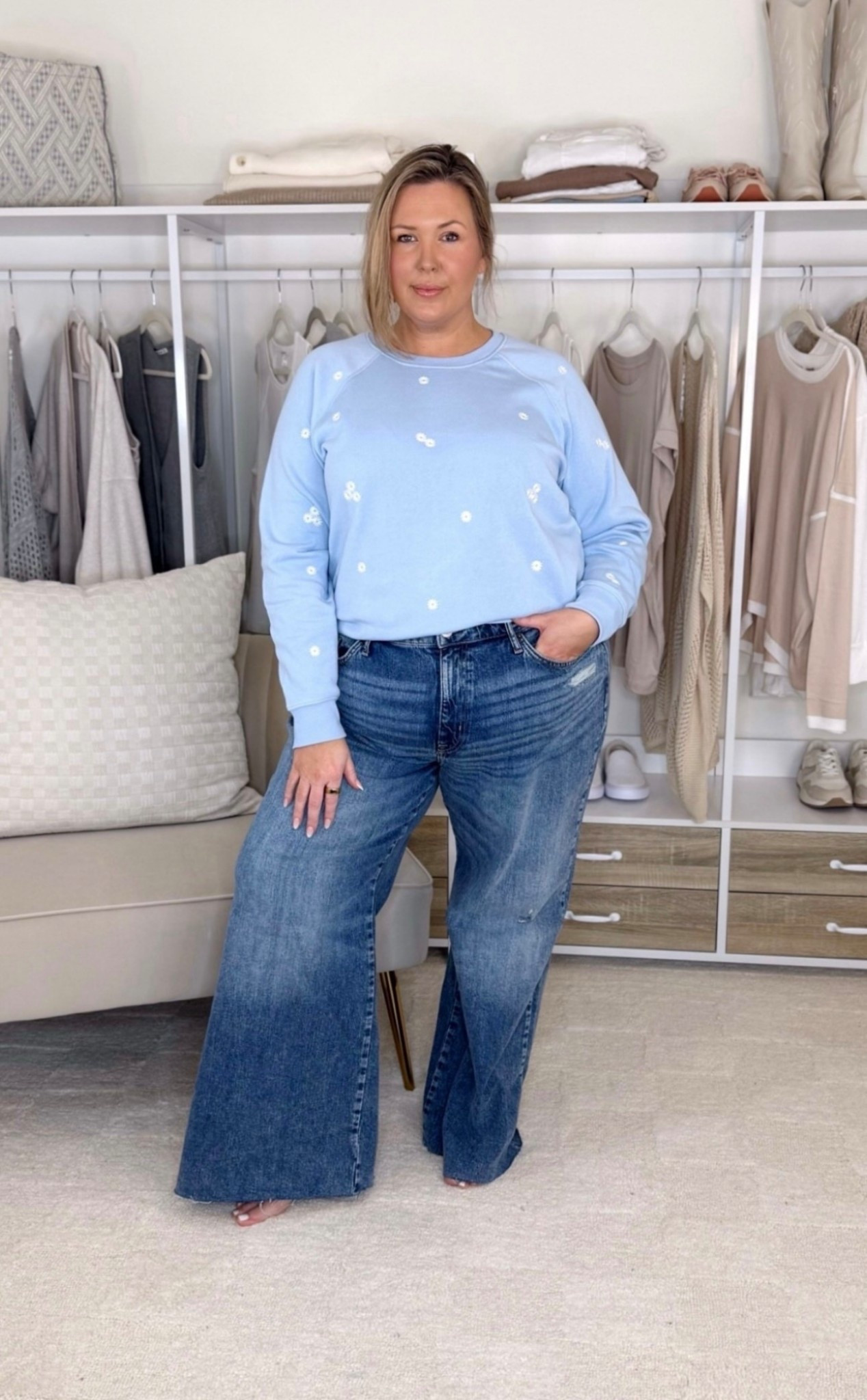 Wearing a 2 (2X)! Jeans are a 20! These pieces are on sale!

Plus size fashion, everyday outfit ideas, trendy fashion, mom style, comfy casual, winter fashion, torrid haul, torrid finds

#LTKMidsize #LTKOver40 #LTKPlusSize