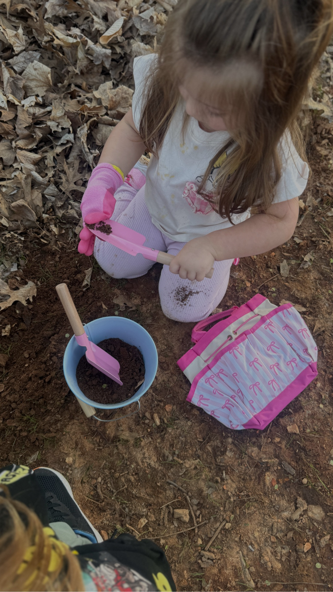 Kids gardening set | bow garden set | bow bag | gardening | spring garden tools | kids garden tools | Minnie Mouse | bow bag | amazon finds | amazon kid finds | toddler gifts | tools |  

#LTKKids #LTKBaby #LTKmomlife