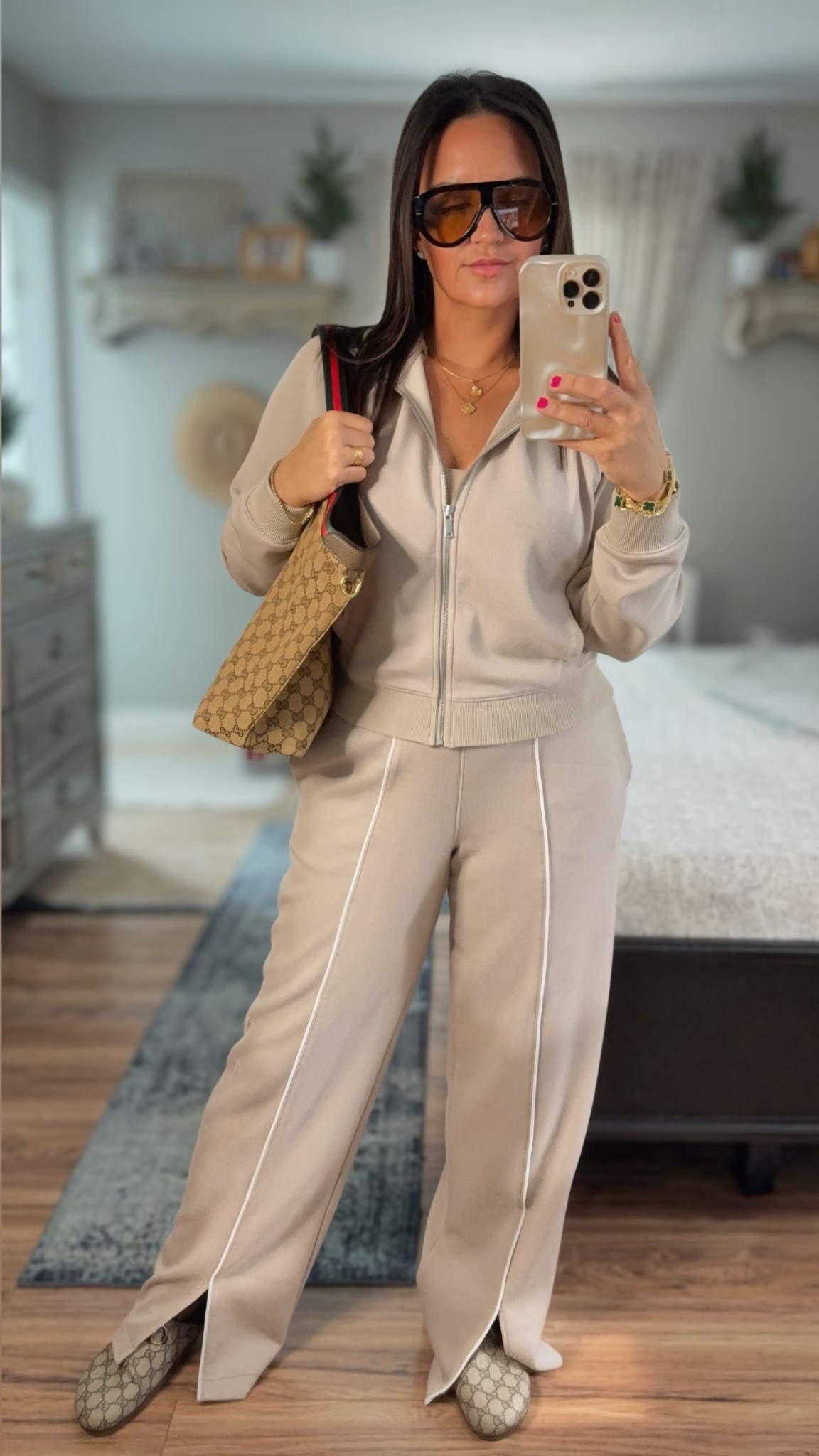 My fav jumpsuit is on sale!!! Perfect for a transitional fit going into fall and also the perfect travel outfit

#LTKTravel #LTKFindsUnder100 #LTKStyleTip