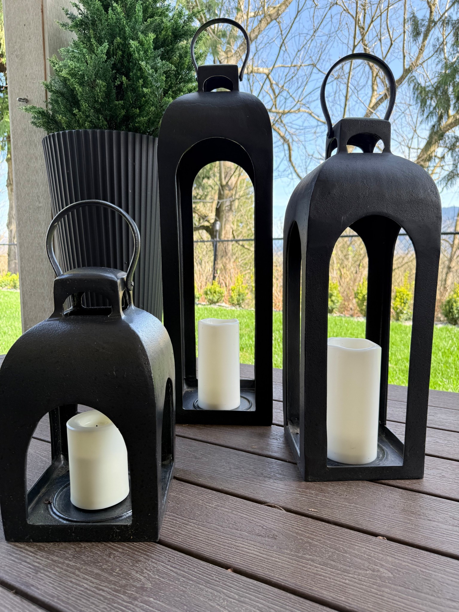 Such fabulous lanterns! A Target favorite. I have both the black and brass.