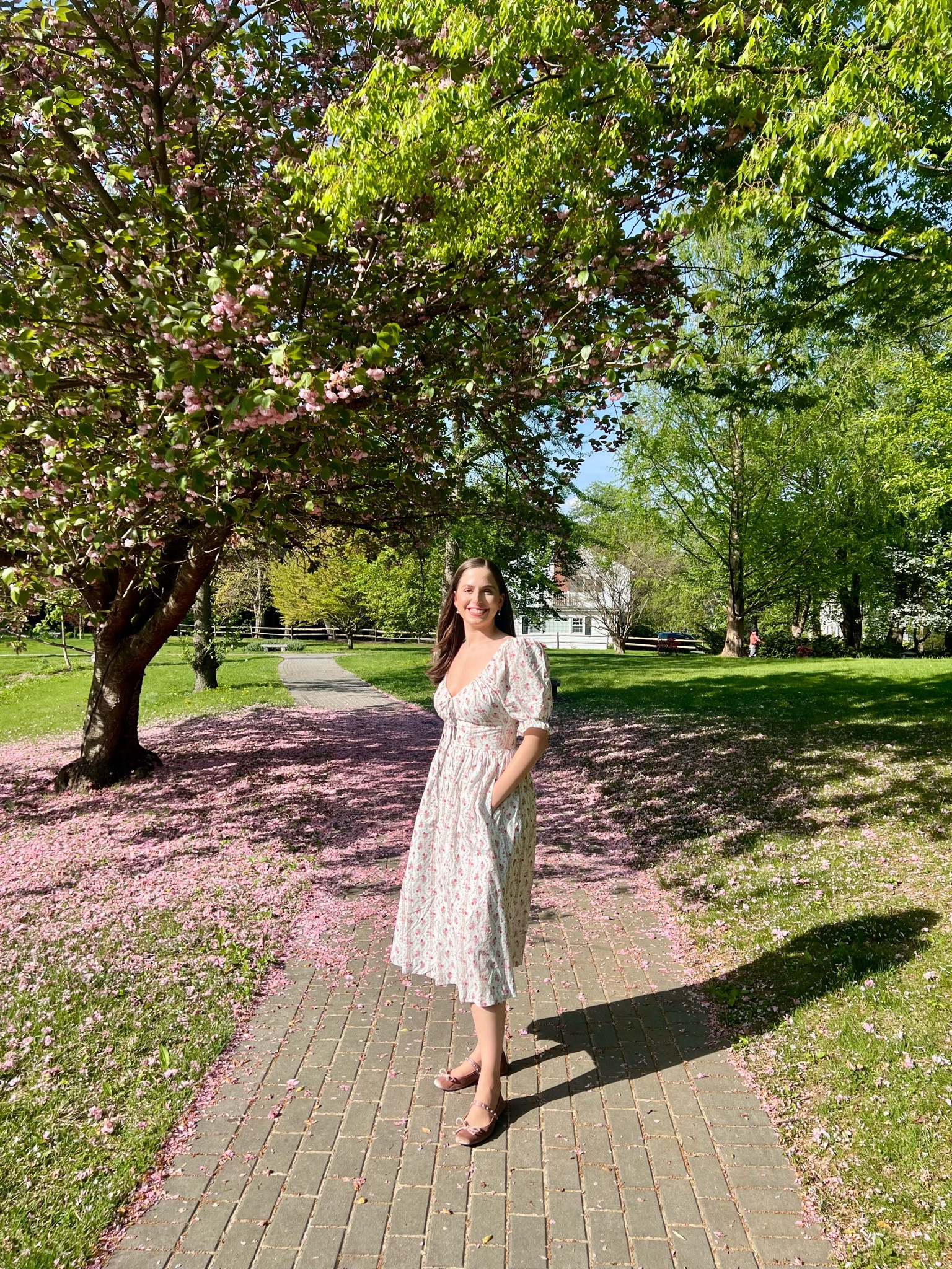 Happy @hillhouse summer to all who celebrate! Sharing my top picks of the Hill House summer drop on my stories with my 20% discount code! Happy shopping :) 


Hill house, nap dress, summer dress, spring dress, midi dress, maxi dress, spring clothes, summer clothes, ballet flats, pink ballet flats, coquette

#LTKSeasonal #LTKStyleTip #LTKFindsUnder100