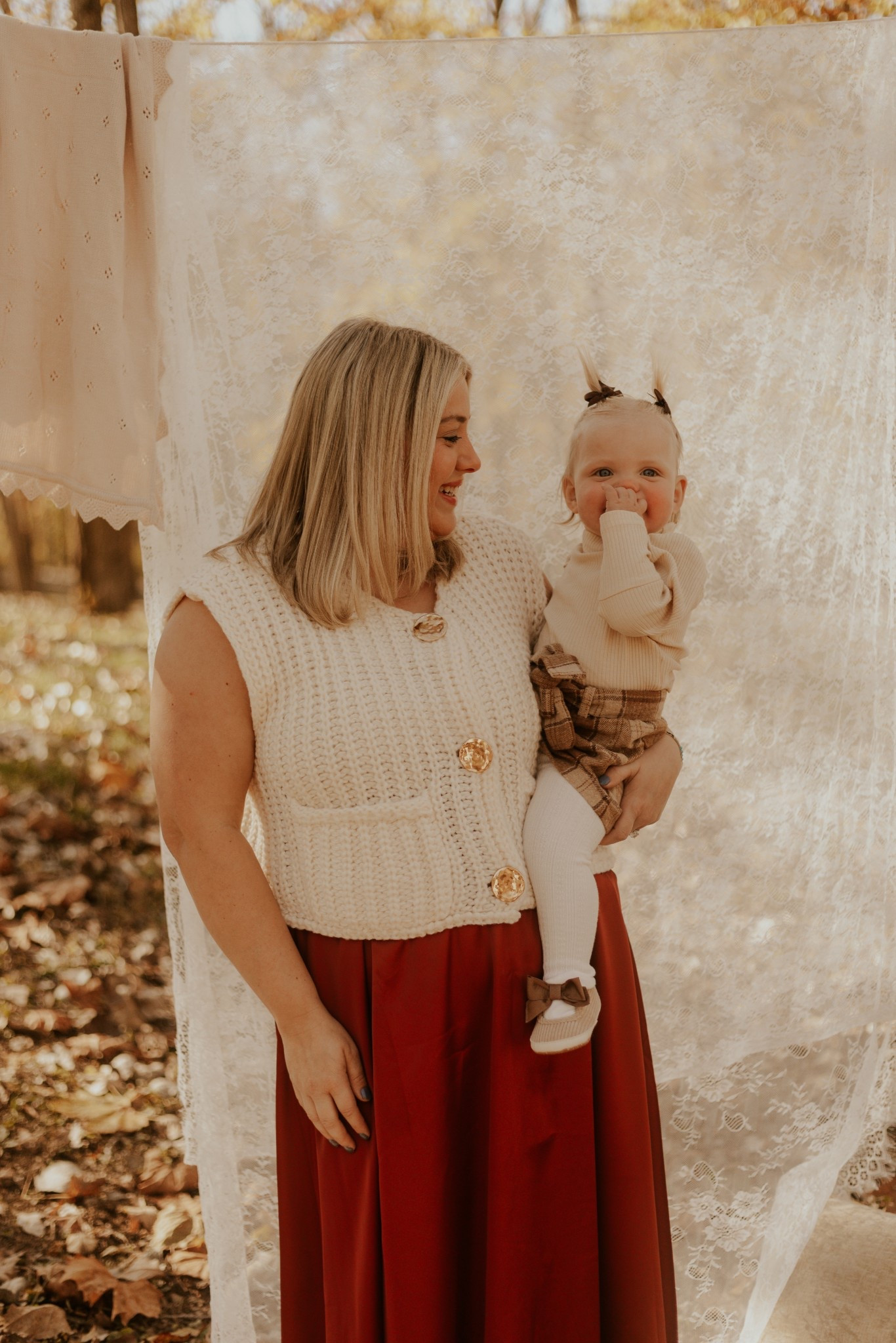 Family photos inspo 

#LTKHoliday #LTKCyberWeek #LTKootd