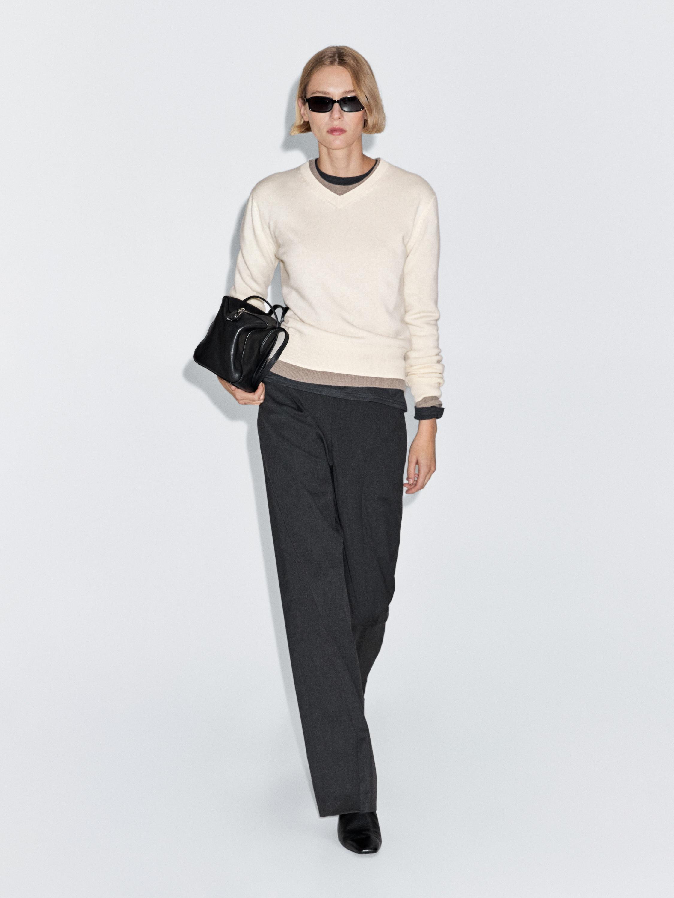 Wool blend knit V-neck sweater | Massimo Dutti UK