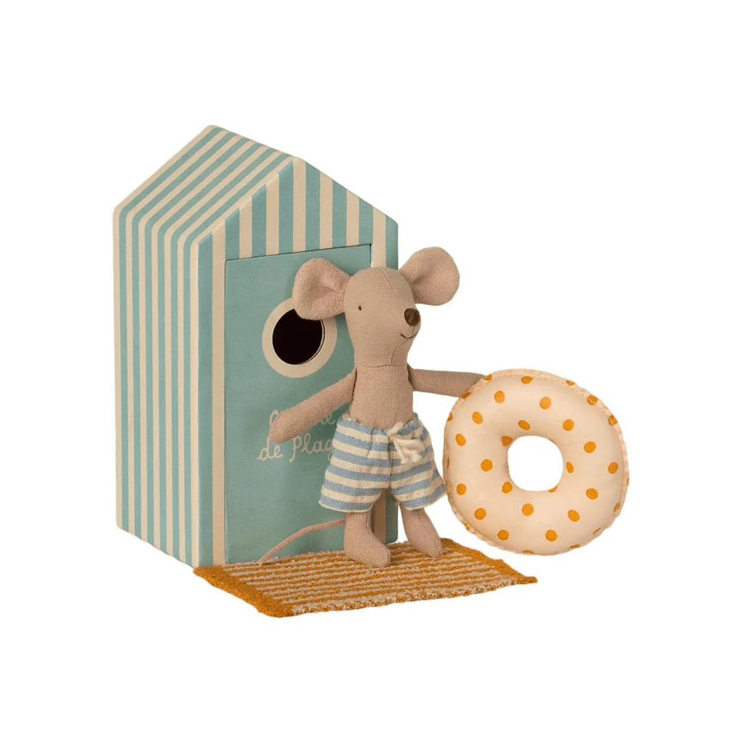 beach mice at cabin de plage | Ellifox