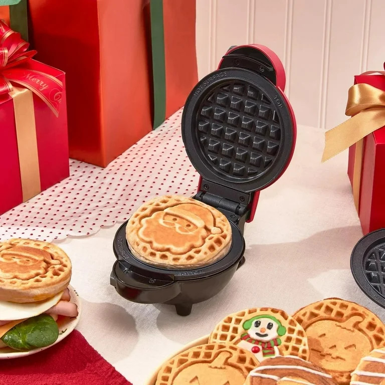 Dash MultiMaker Mini Waffle System with 7 Removable Plates and Storage Case | Walmart (US)