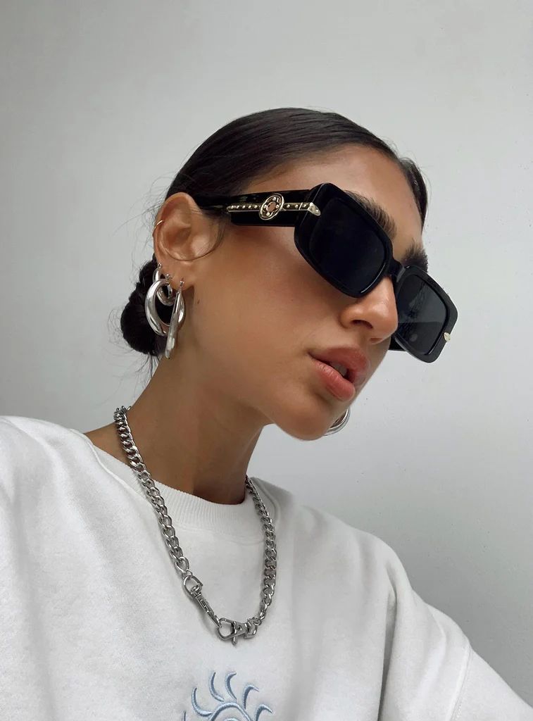 Solano Sunglasses Black | Princess Polly US