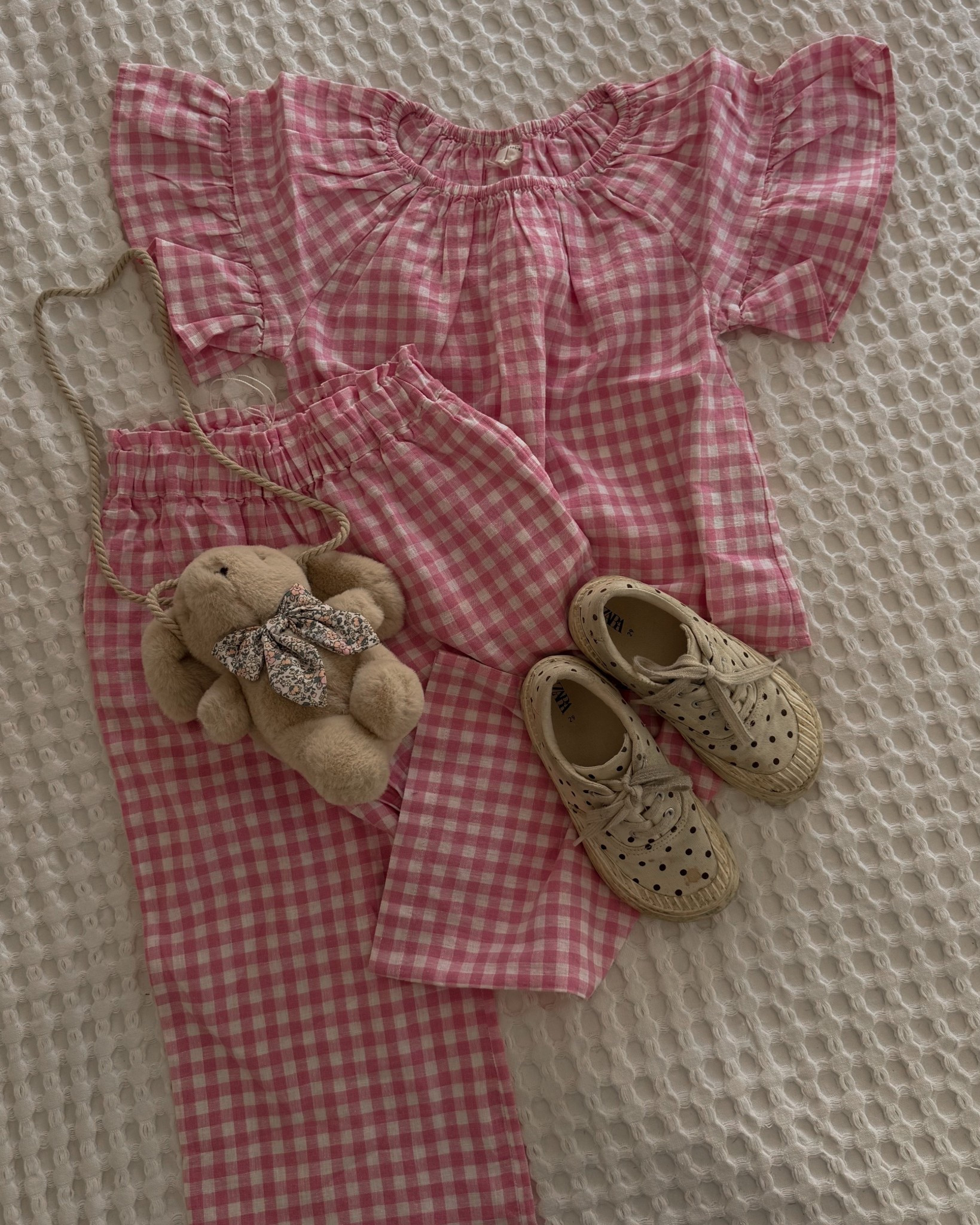 Arket kids, Zara kids, kids summer, summer outfit, kidswear, girls outfit , pink gingham , gingham trousers . 

#LTKkids #LTKsummer #LTKuk