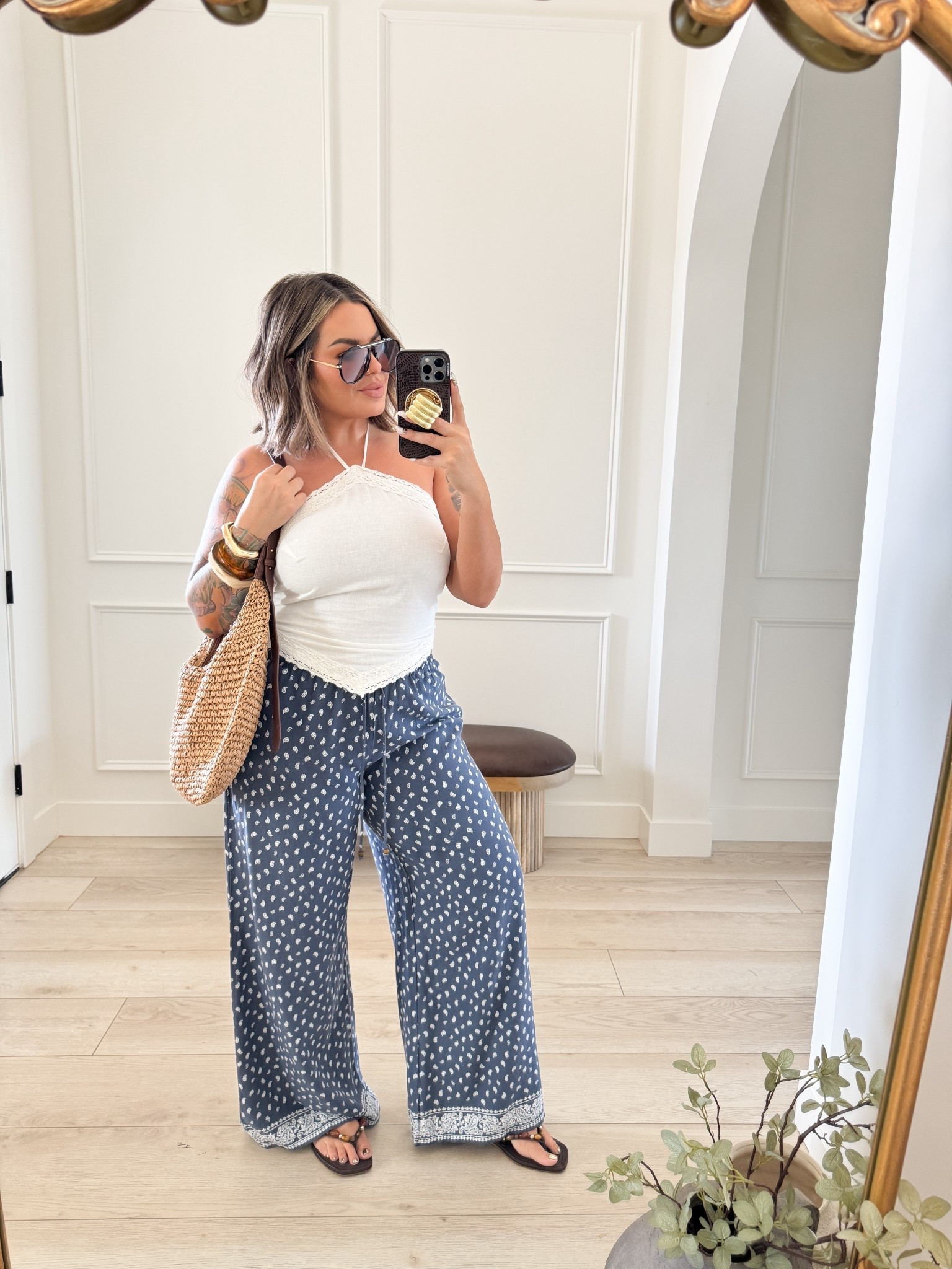 Top L 
Pants L 
Wearing my cakes with this one