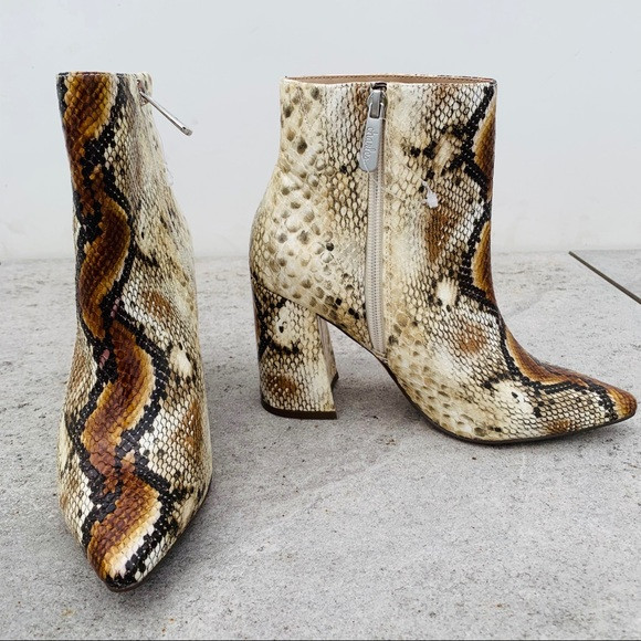 Charles David Virgil Vegan Snake Skin Texture Widen Block Heel ZipUp Booties | Poshmark