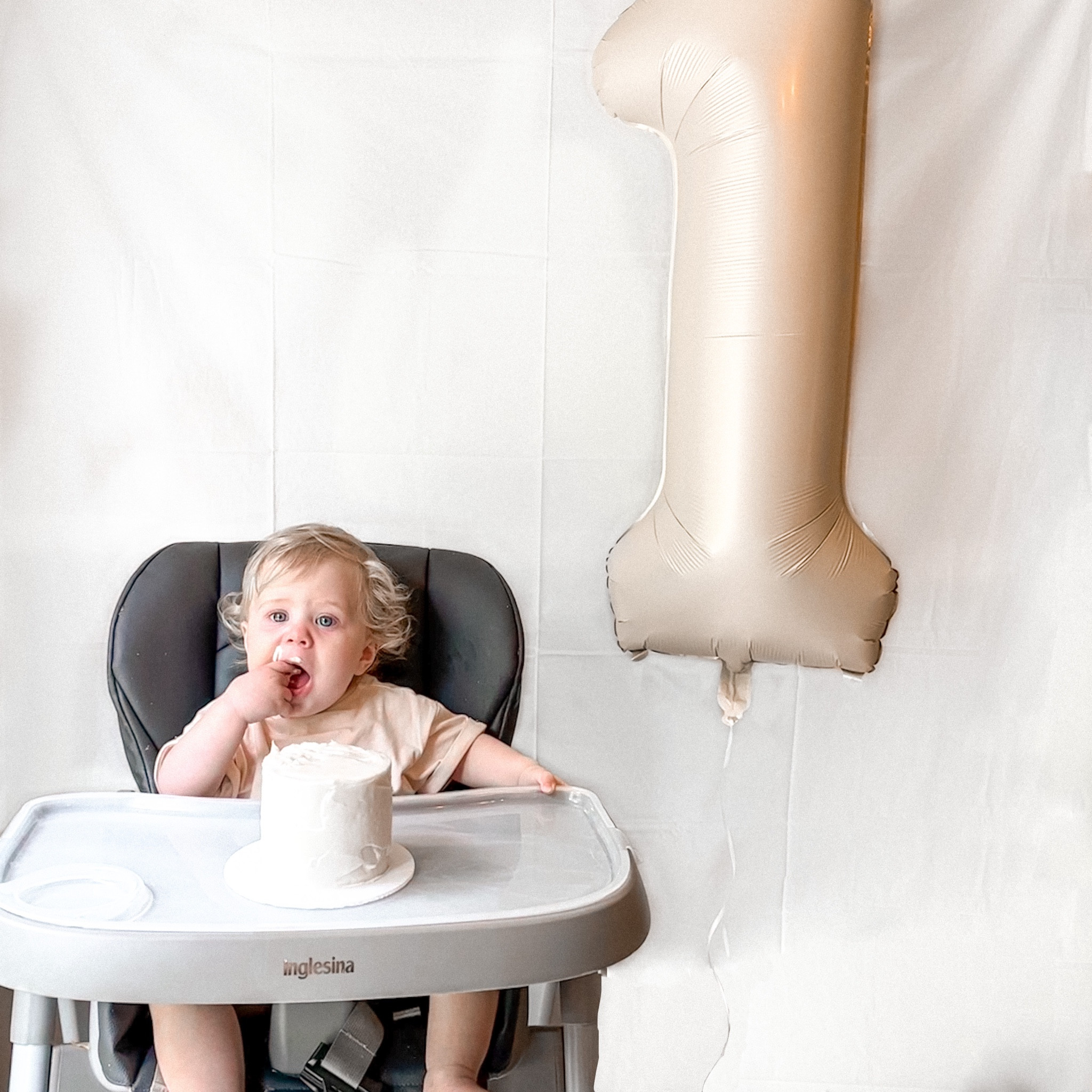 DIY first birthday cake smash photoshoot 🎂

#LTKfamily #LTKkids #LTKhome