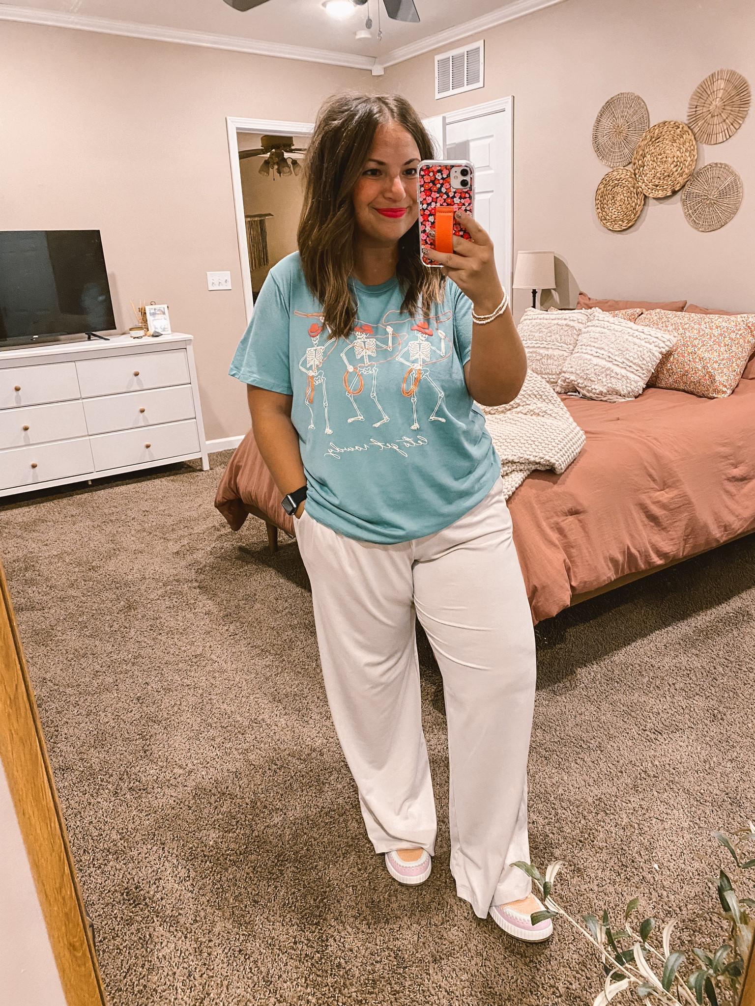 These pants are straight butter. You’ll catch me in them all fall long! Add any comfy top & you’re good to go! Perfect with this colorful rowdy tee & sneakers  

sneakers: wearing kids size, but linking the adult version below as well!
pants: fit true to size // wearing a large
tee: fits true to size // wearing a large

#LTKStyleTip #LTKFindsUnder100 #LTKFindsUnder50