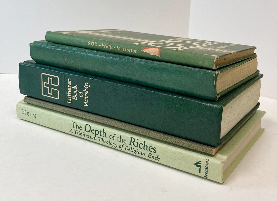 Instant Library in Shades of Green. Collection of Vintage Books for the Adventurous Reader or Cle... | Etsy (US)