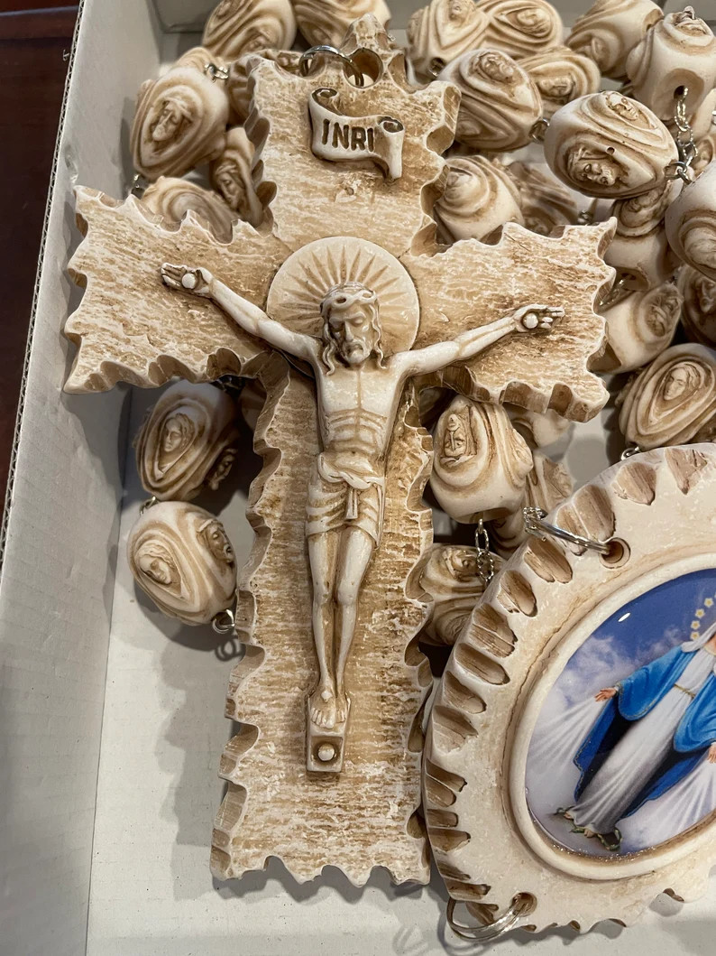 Our Lady of Grace 4.5ft Stoneware Wall Rosary - Etsy | Etsy (US)
