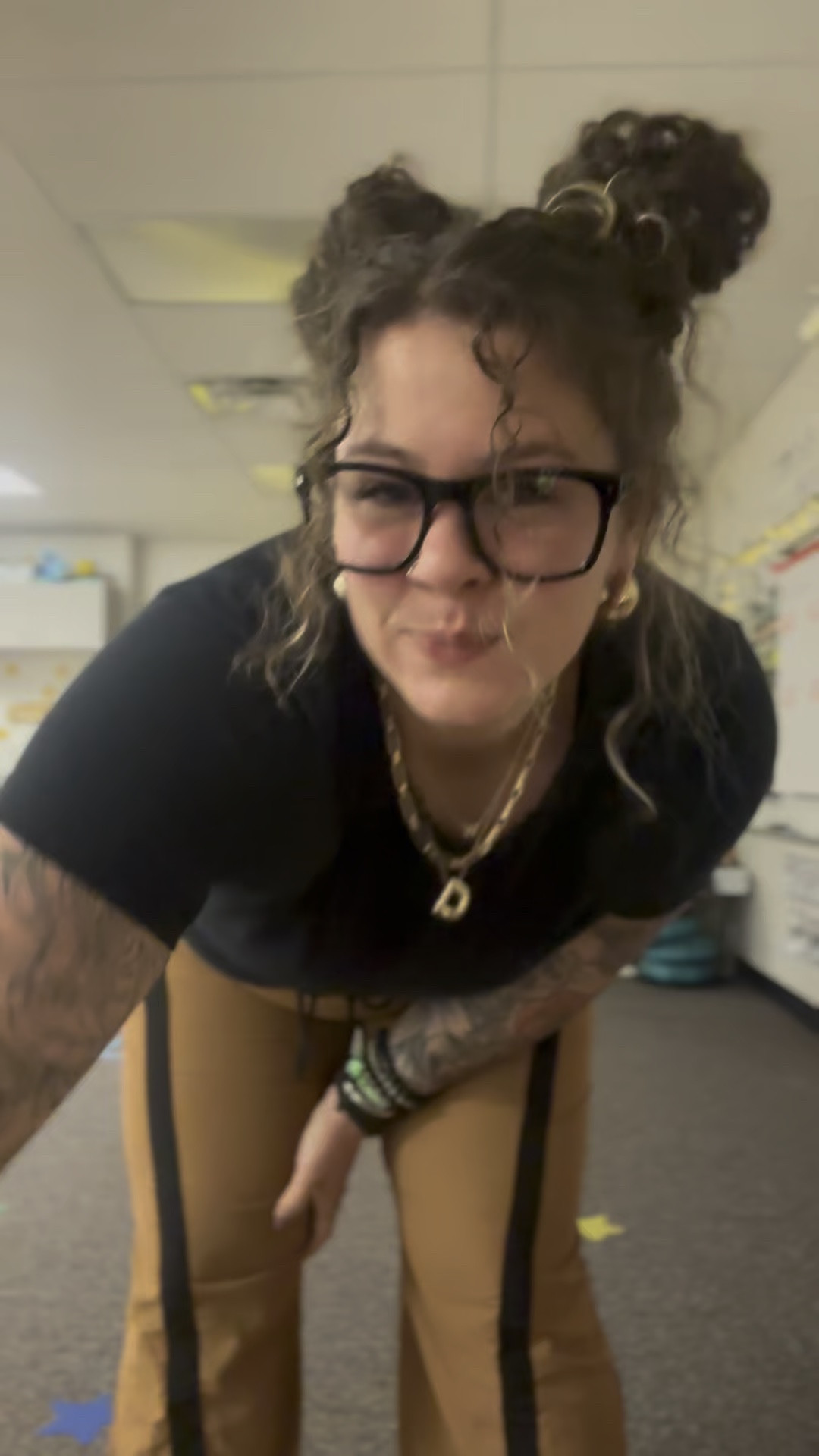 Teacher outfit // teacher ootd // teacher fit // kindergarten teacher // midsize 