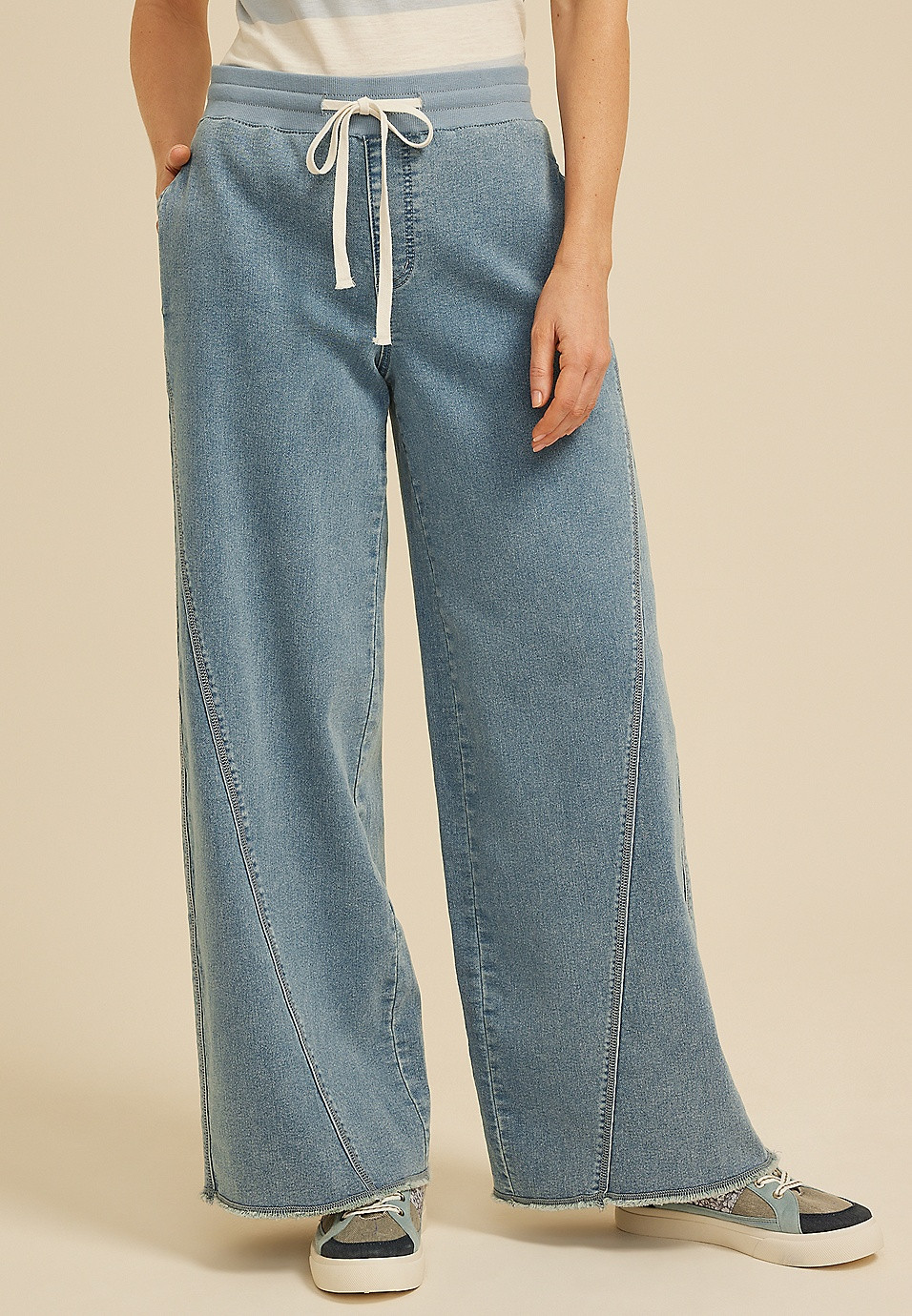 Light Knit Seamed Pull On Wide Leg Jean | Maurices