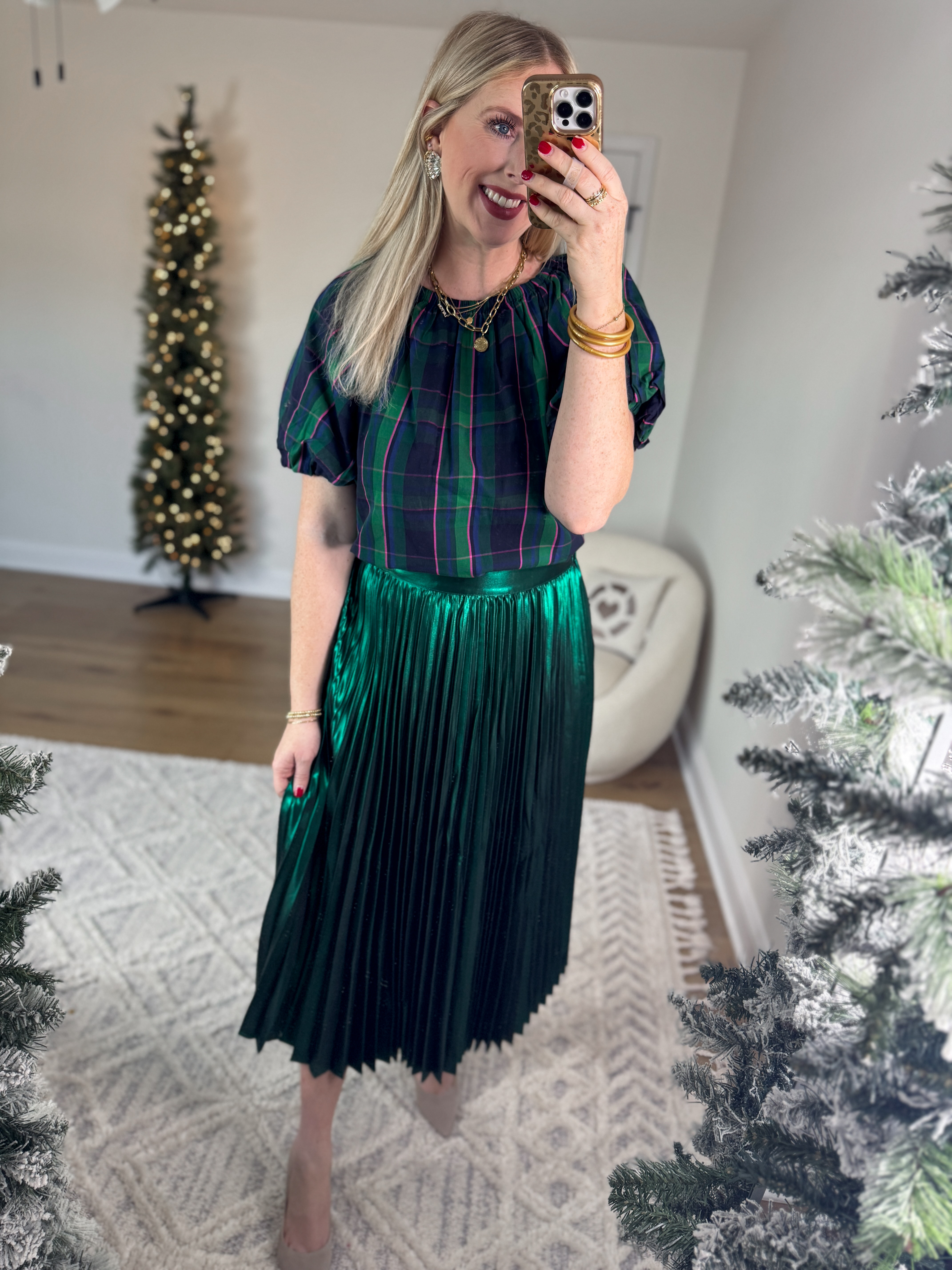 Daily try on, Walmart outfit, Walmart fashion, Walmart try on, metallic pleated midi skirt, plaid top, Christmas outfit 

Medium in both 

#LTKFindsUnder50 #LTKStyleTip #LTKHoliday
