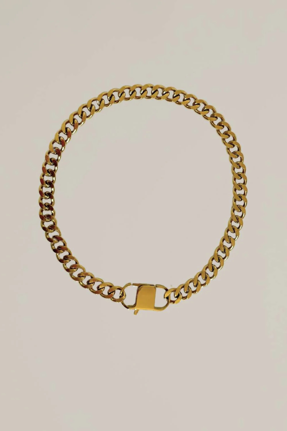 Chain Link Necklace In Gold | Shop Simon