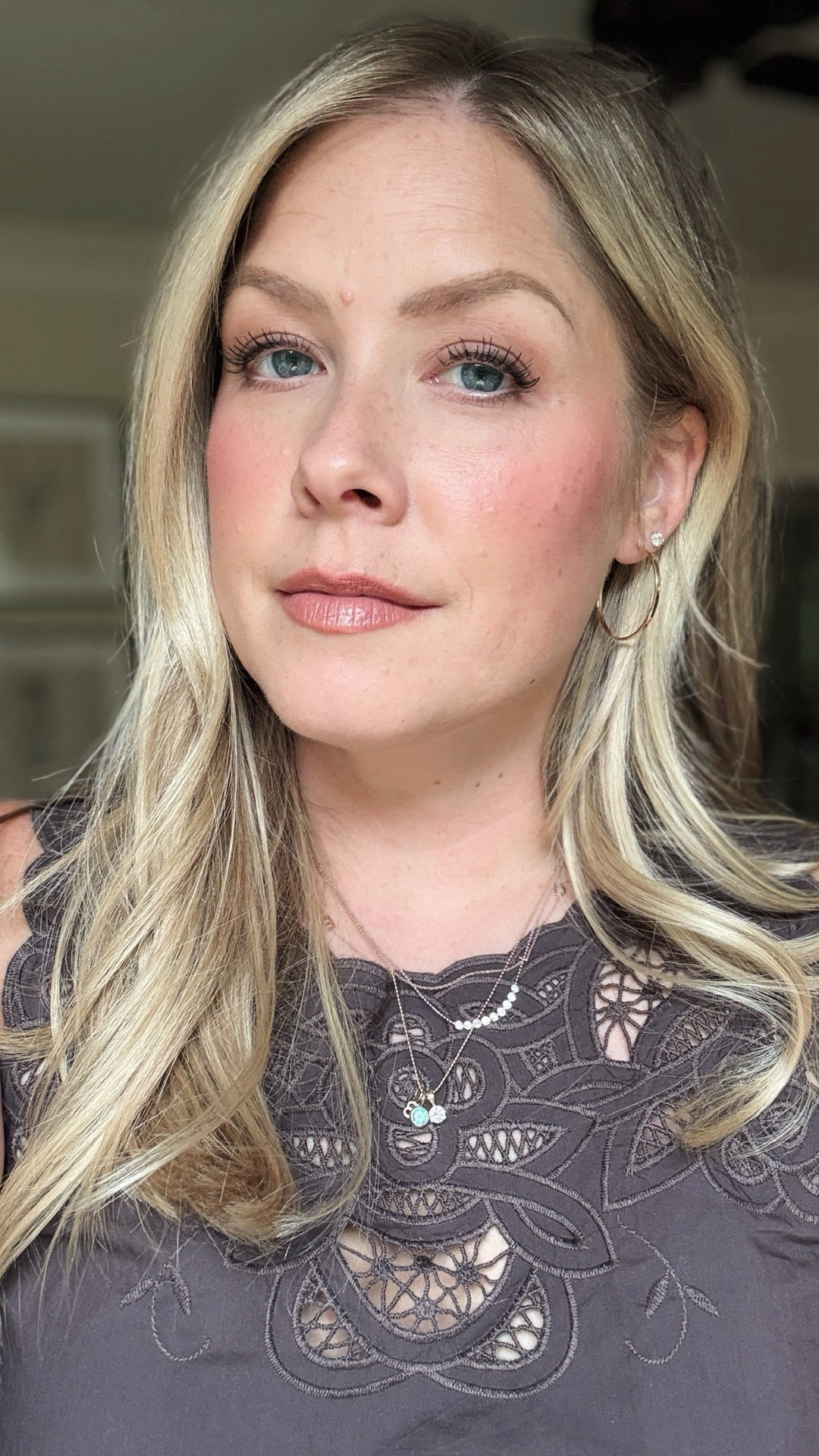 This little liquid liner trick takes a couple seconds but it makes a huge impact in how finished your eye makeup looks! If you have thin eyelashes, you have to try this!