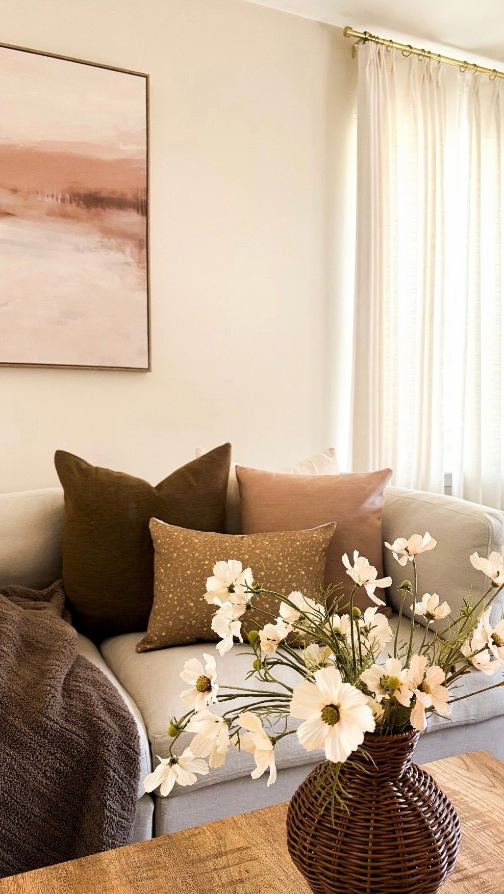The perfect pillows for spring and summer. Soft pastels and dreamy florals. 🌼☁️✨ Loving this combo from @hacknerhome 

 #homeinspo #livingroominspo #cozyhome #homedetails #pillows

#LTKSeasonal #LTKHome #LTKSaleAlert