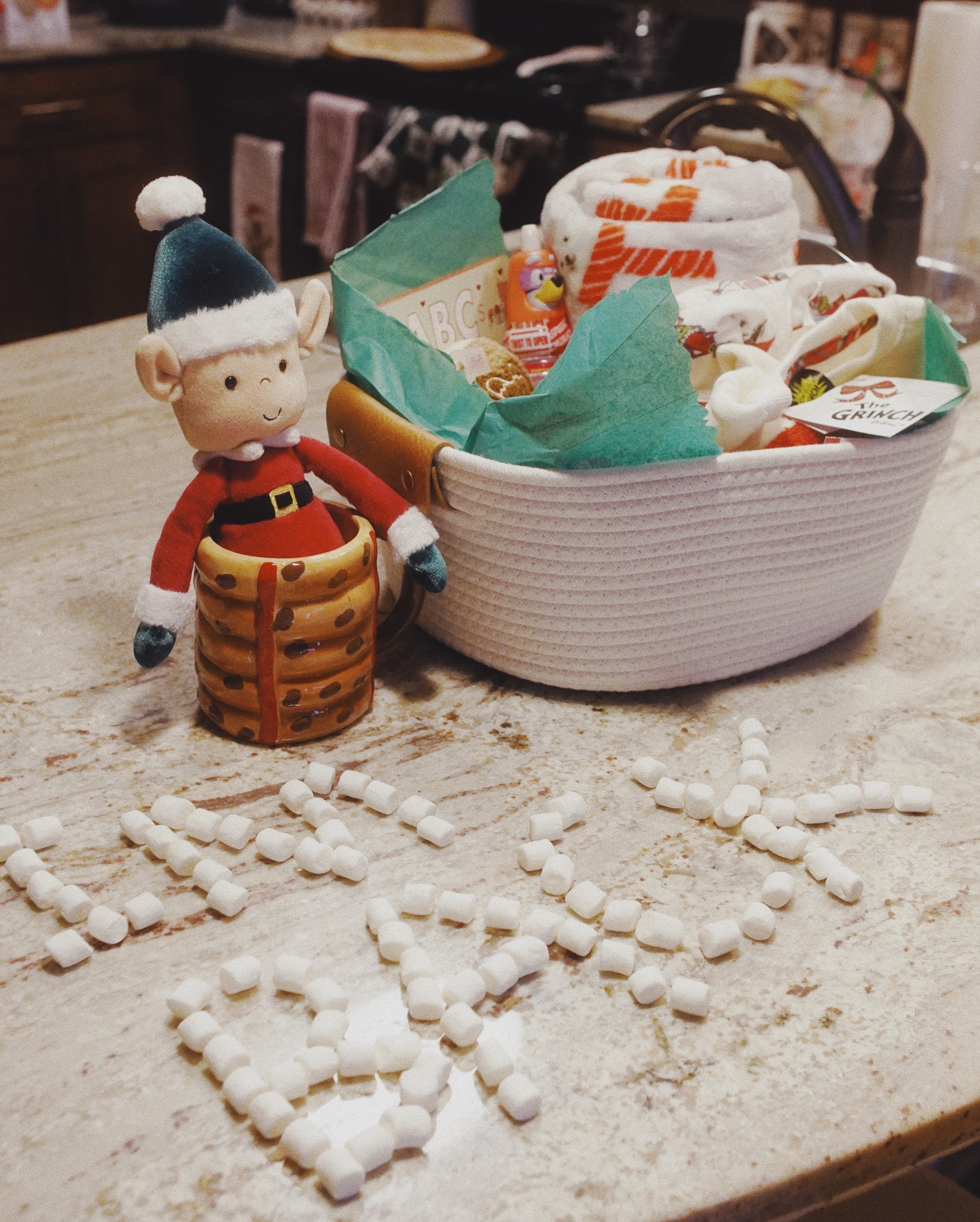 Last minute burr basket 🤍

#LTKGiftGuide #LTKmomlife #LTKHoliday
