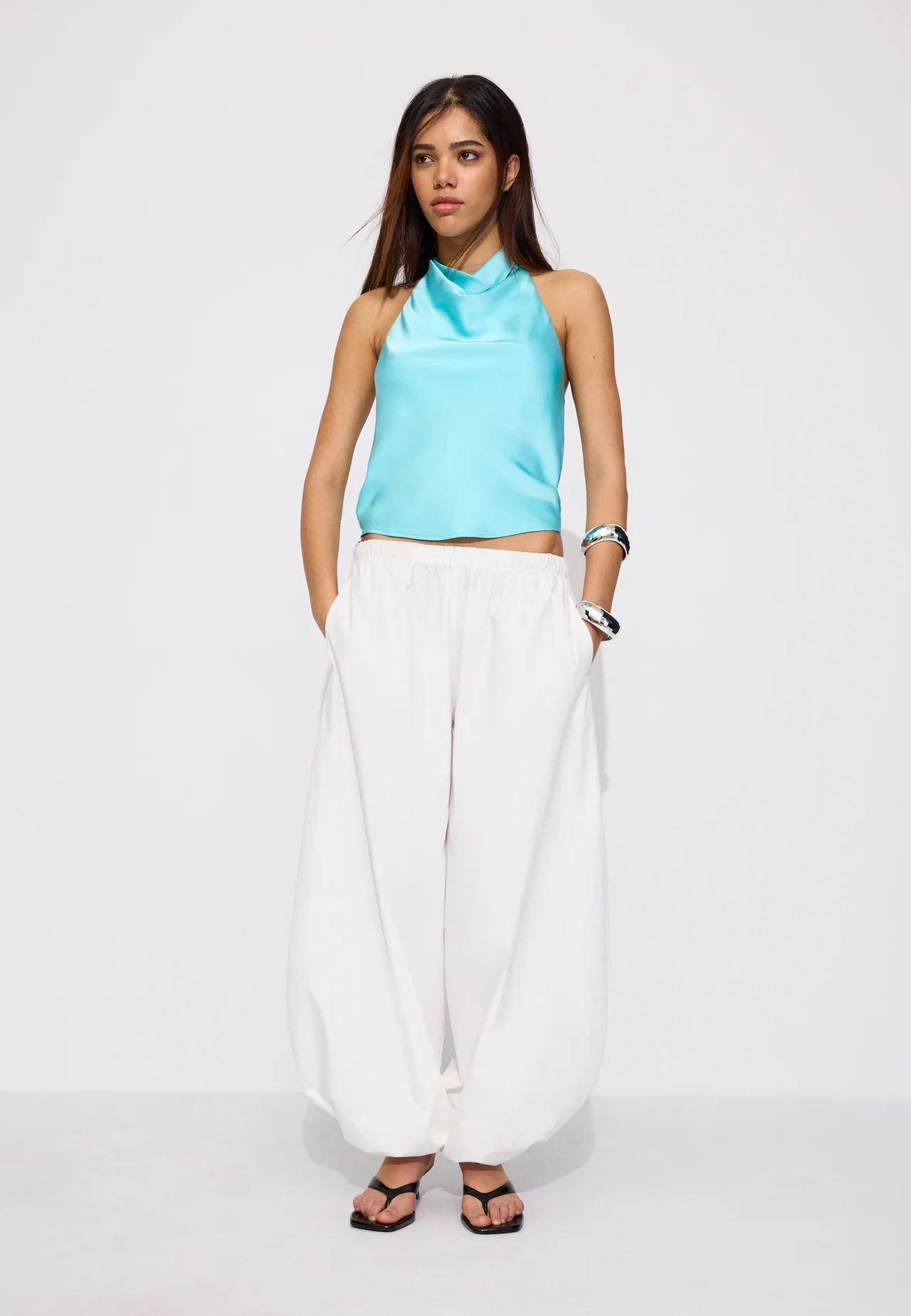 Satin effect halter top - Women's fashion | Stradivarius United Kingdom | Stradivarius (UK)