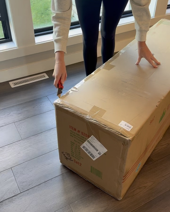 Well….I waited til November 2!🤣

I was so excited to put up my new tree from @kingofchristmas ! This gorgeous 12’ King Frasier Fir is so realistic and has a beautiful slim profile that fits perfectly in this space. Added a few pretty ornaments and celebrated tree  with a delicious White Christmas Martini! 

 #1 #kingofchristmas #kingofchristmaspartner #gifted #ad #christmastreedecorating #christmastreesofinstagram #christmastreestyling #holidaydecorations #holidaydecorating #LTKHome