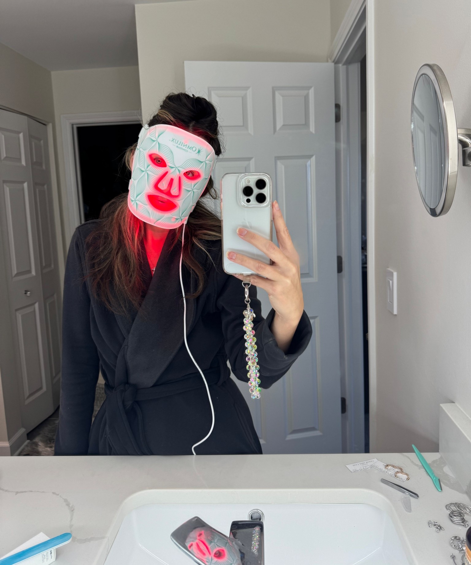 Ending the day with a little red light therapy. I love this mask! I use it just 10 min 3-5 days/week. 

Clinically proven to reduces facial fine lines and wrinkles, rejuvenate tired skin, and provides impressive anti-aging results — with no pain, side effects or downtime👏🏼

#LTKBeauty #LTKOver40 #LTKGiftGuide