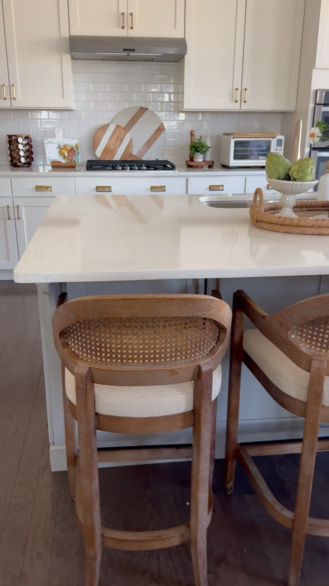 Soft coastal classic counter stools

#LTKHome