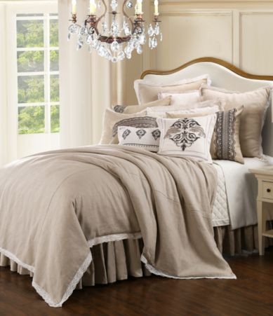 Dillards Bedding Collections Quilts Comforters Buyer Select