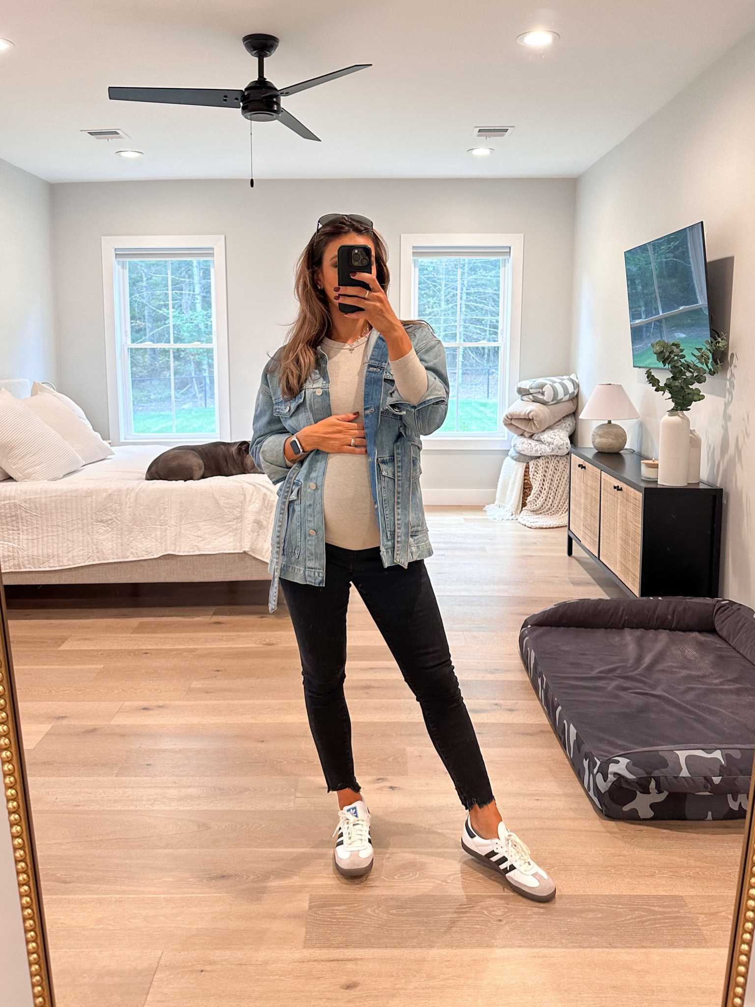 34 weeks pregnant 🎃

•maternity, bump style, casual pregnancy, October, fall, H&M mama, Abercrombie maternity jeans, casual sneakers, adidas, belted denim jacket 

#LTKFamily #LTKBump